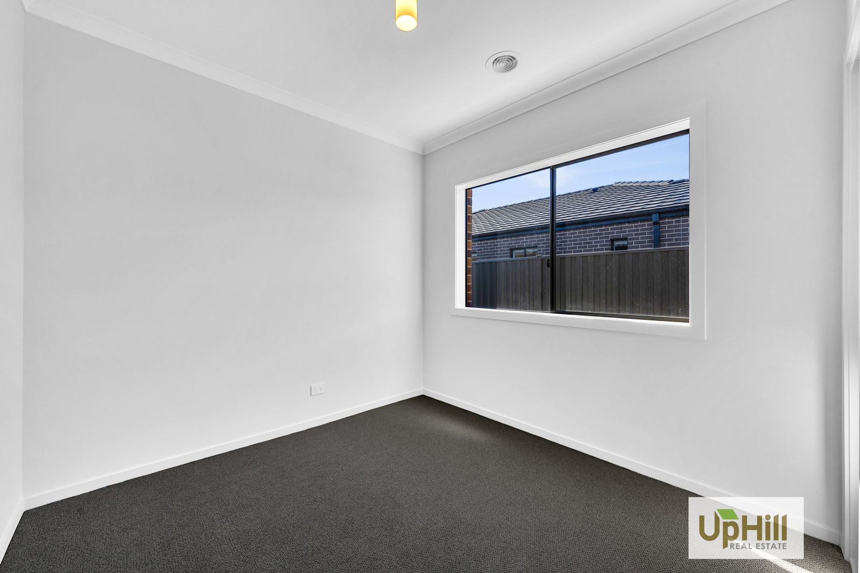 22 Chance Way, Clyde North - Thumbnail 8