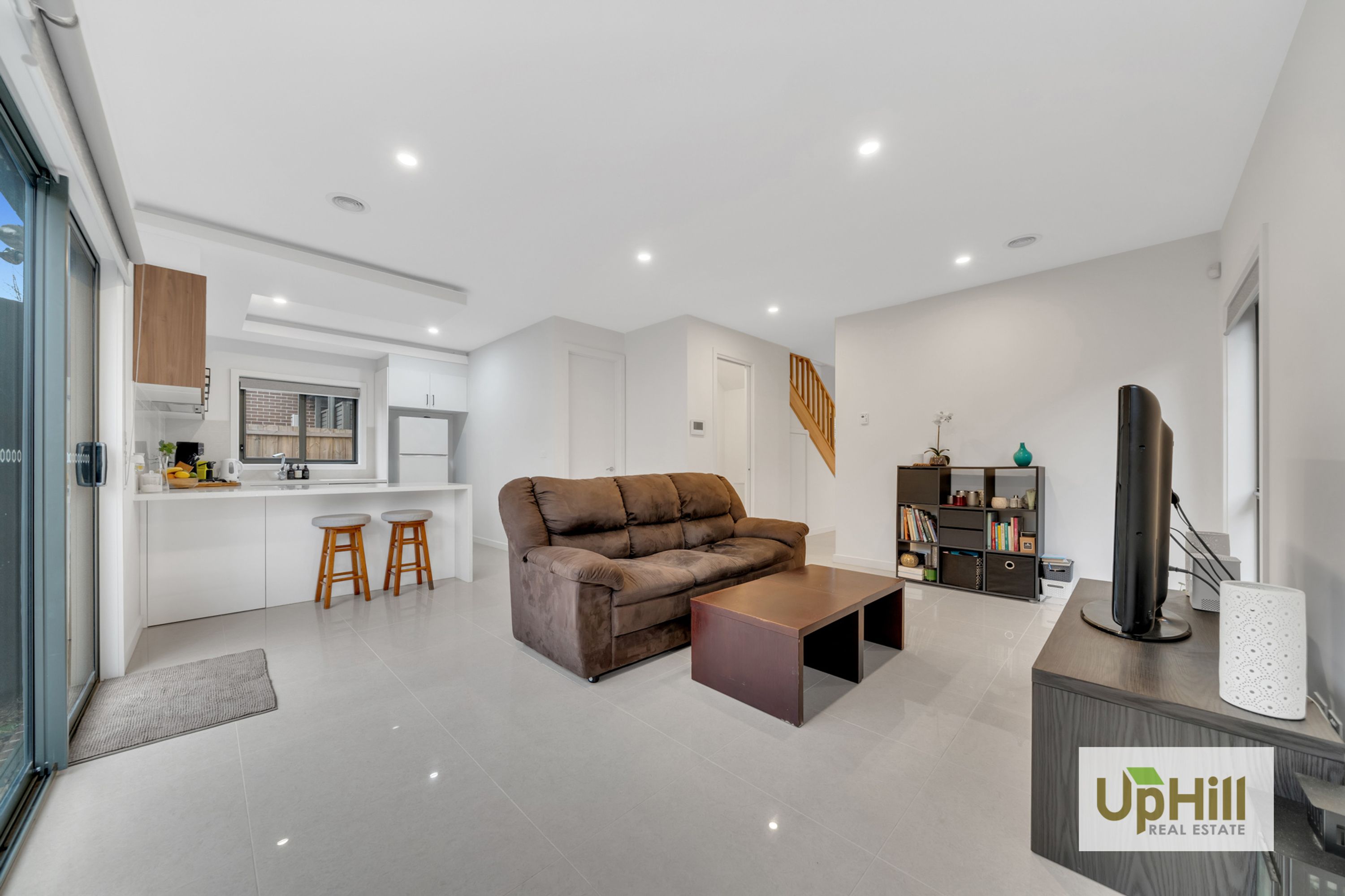 2/2 ALLAN STREET, Berwick - Thumbnail 4