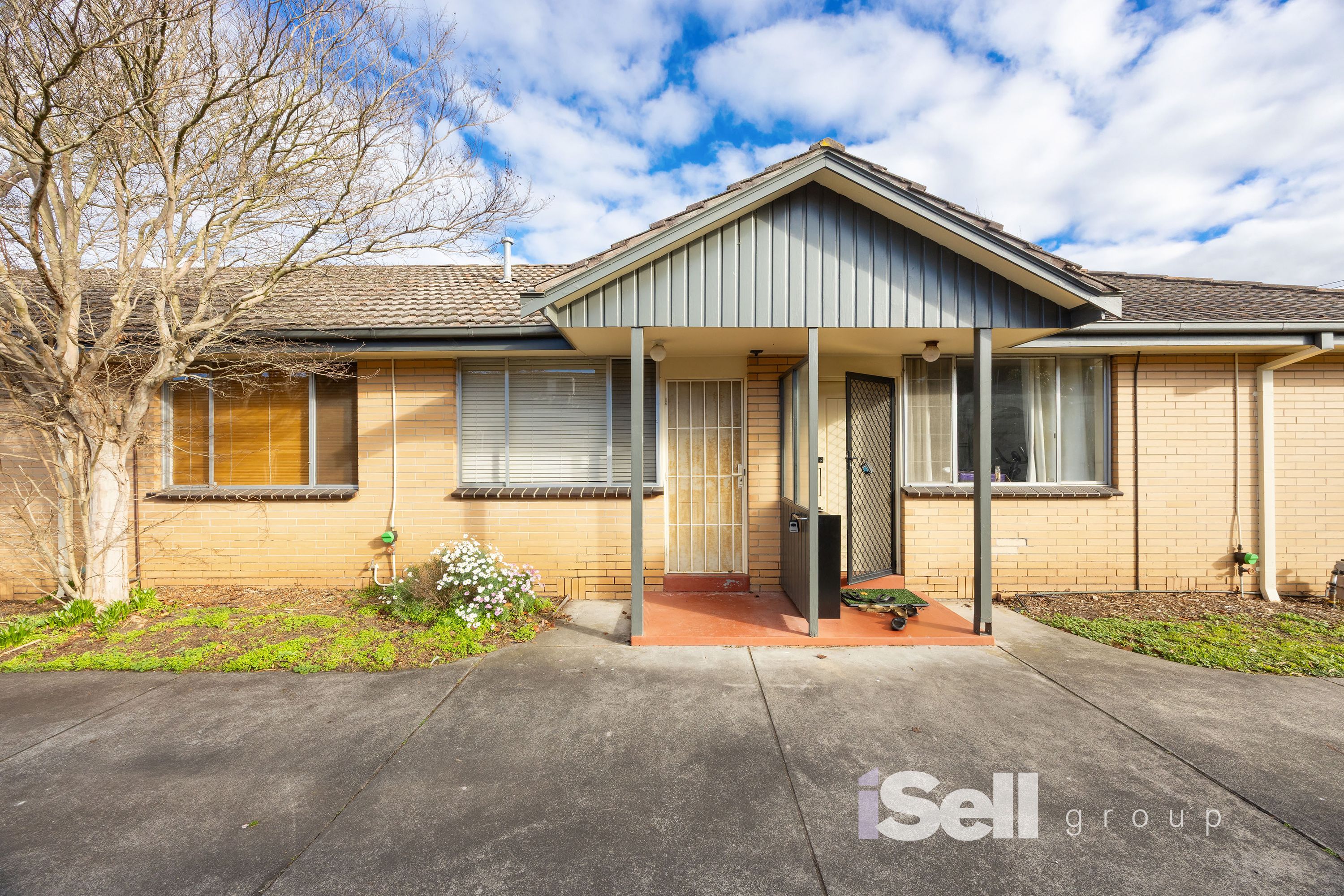 2/53 Coorigil Road