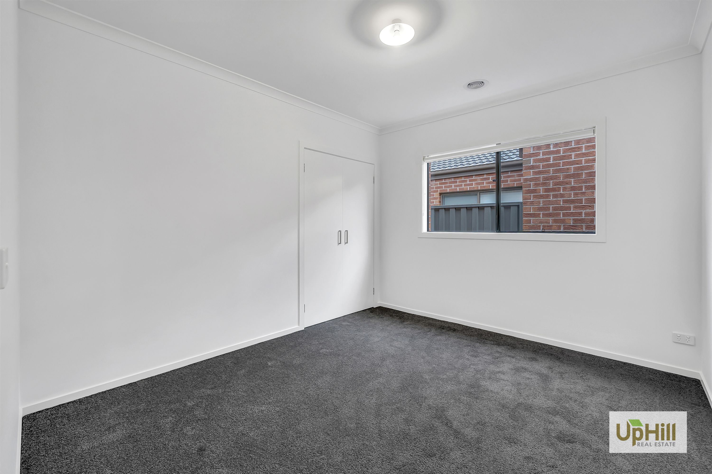 18 Vesna Avenue, Clyde North - Thumbnail 8