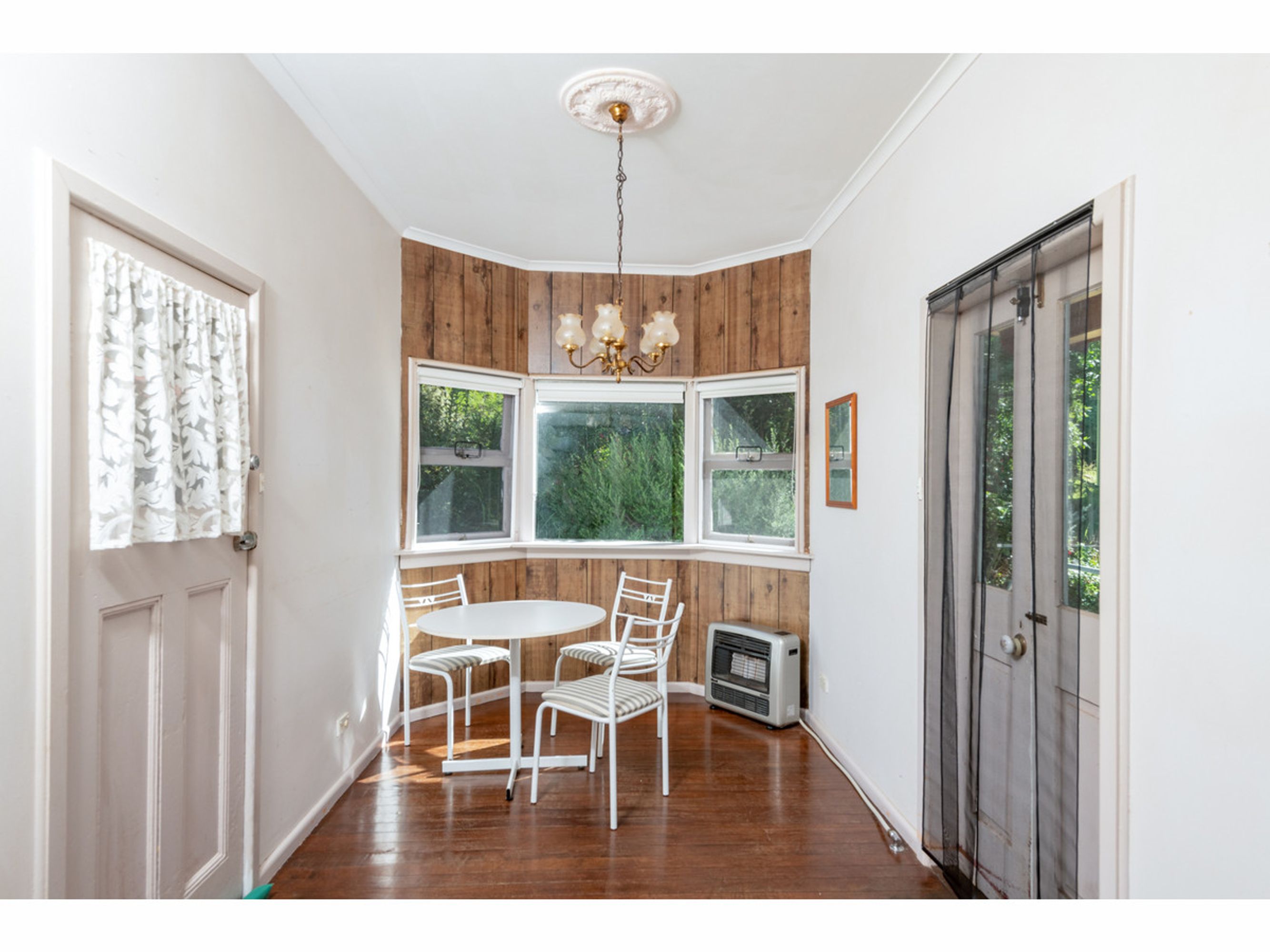 86 Dalrymple Avenue, Wentworth Falls - Thumbnail 5