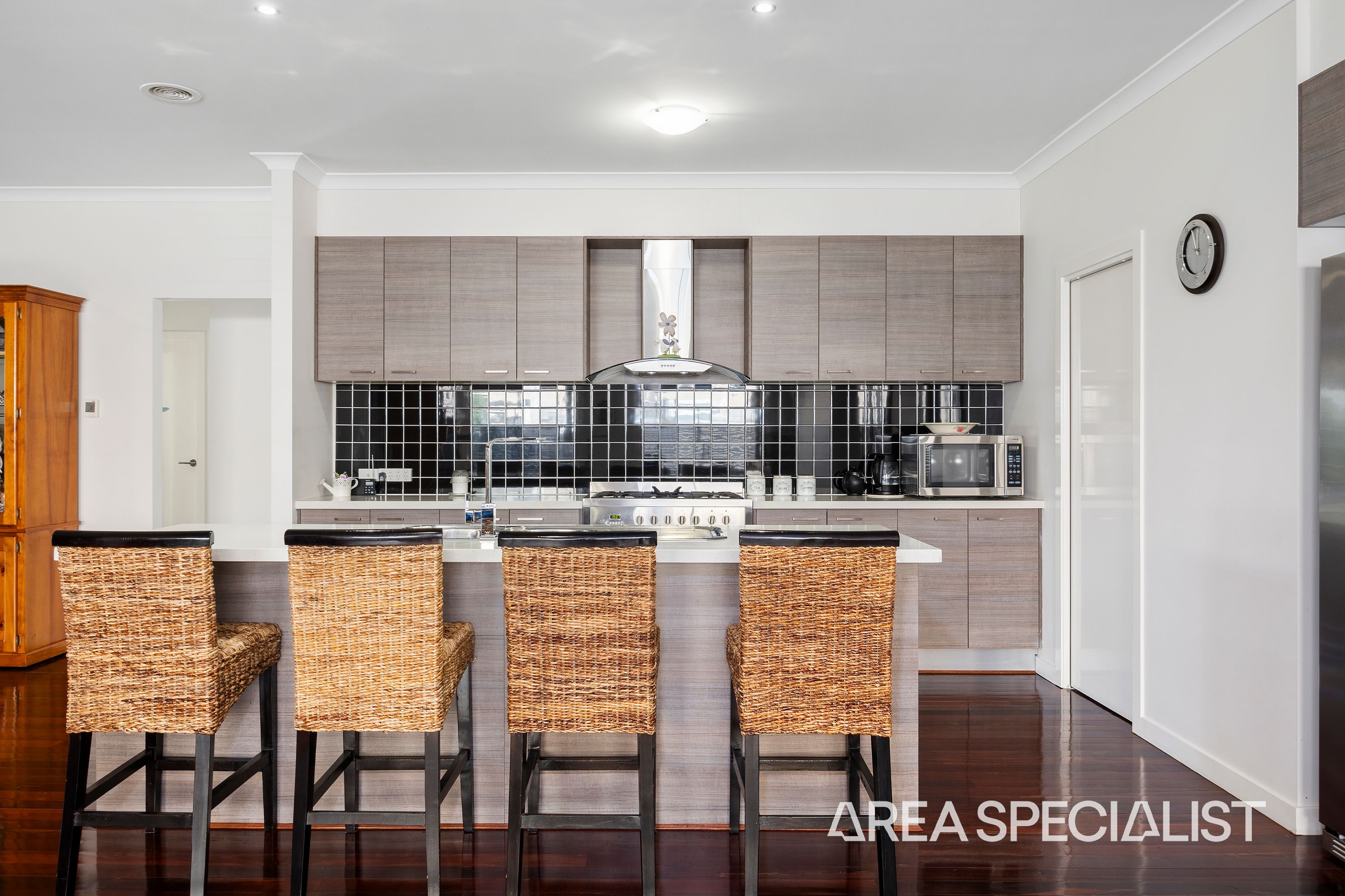 28 Sundew Crescent, Pakenham - Thumbnail 5