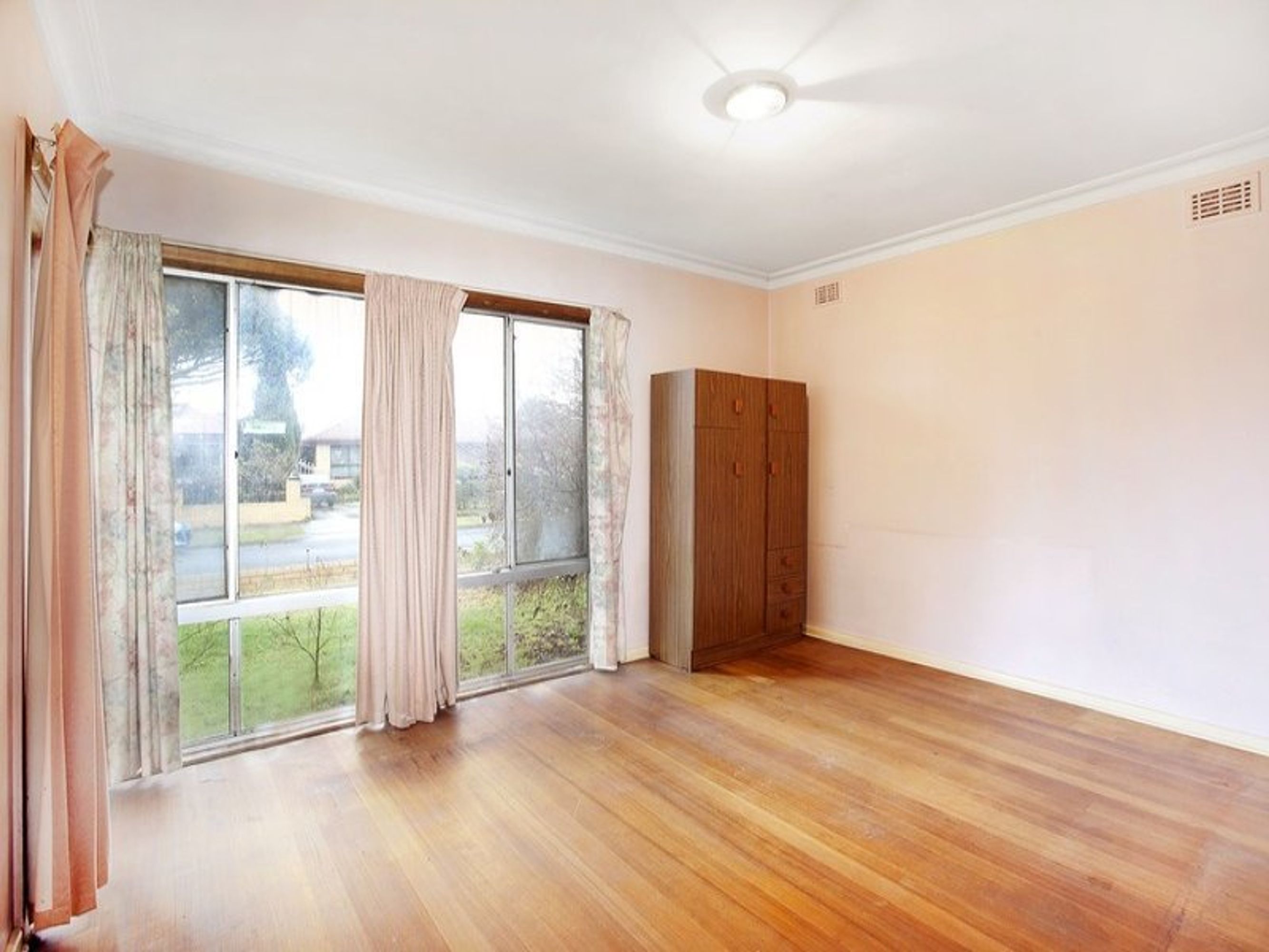 27 Gunther Avenue, Springvale - Thumbnail 3