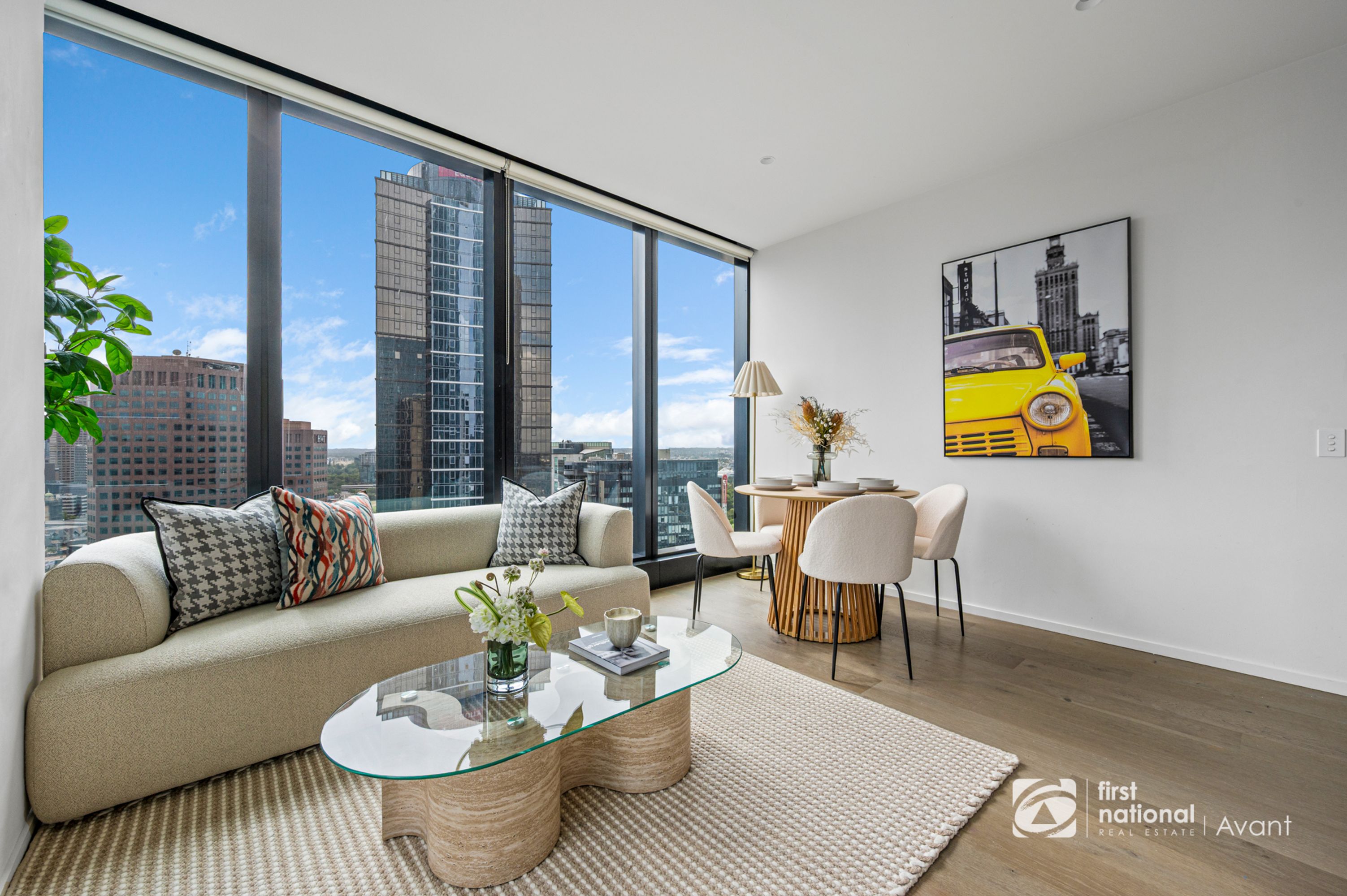 3204/70 Southbank Boulevard, Southbank - Thumbnail 4