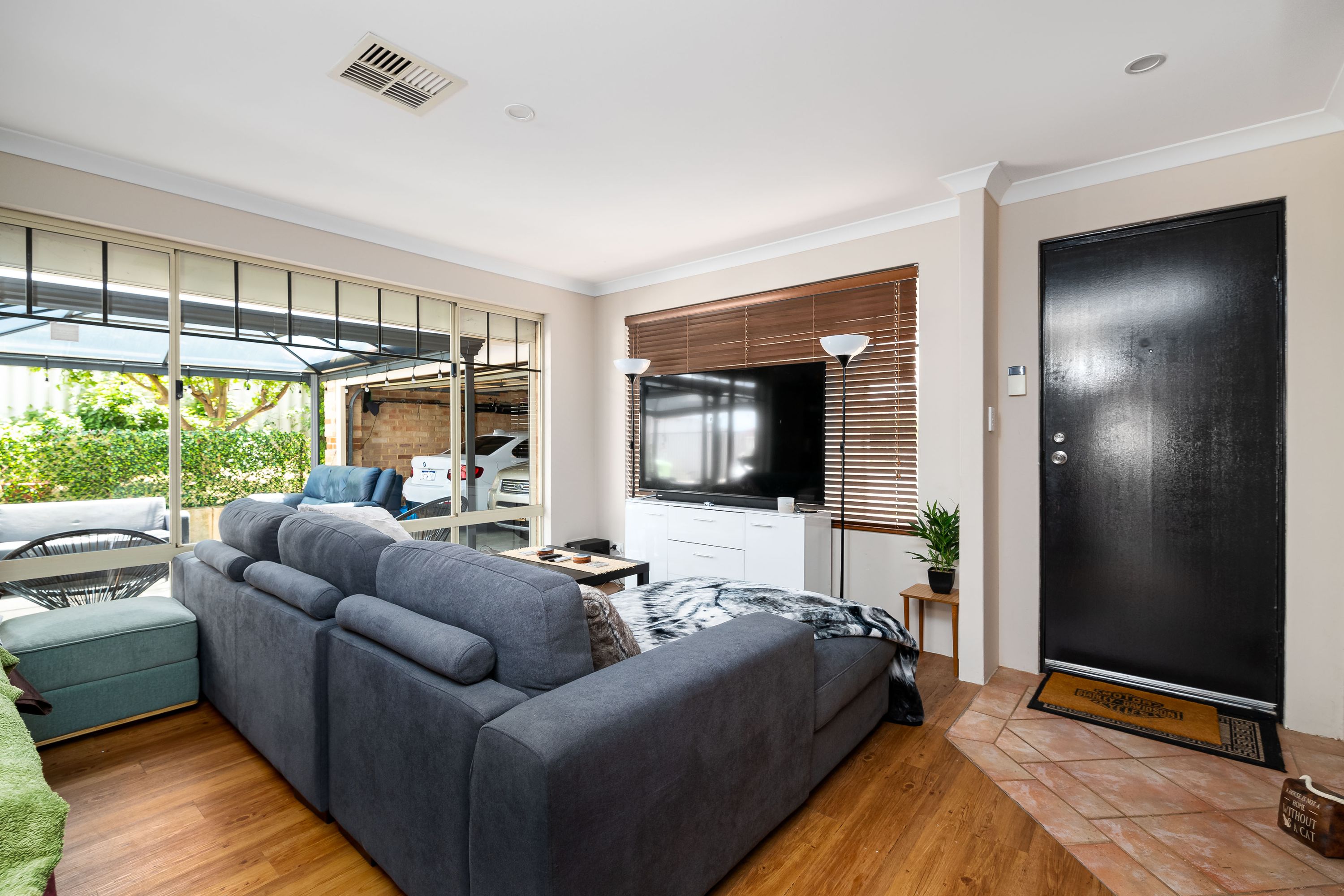 25 Corsock Loop, Kinross - Thumbnail 3