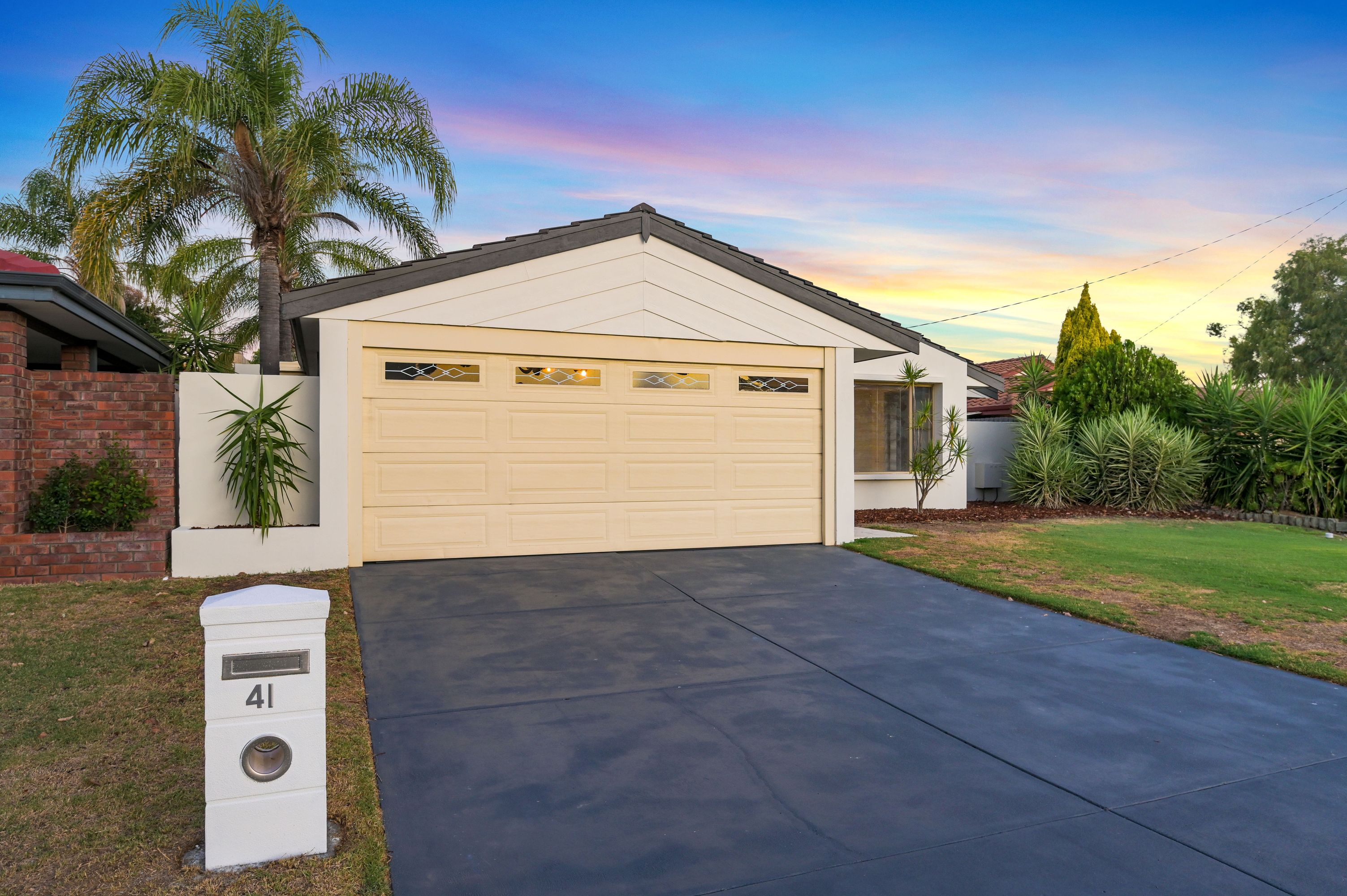 41 Maranon Crescent, Beechboro - Thumbnail 2