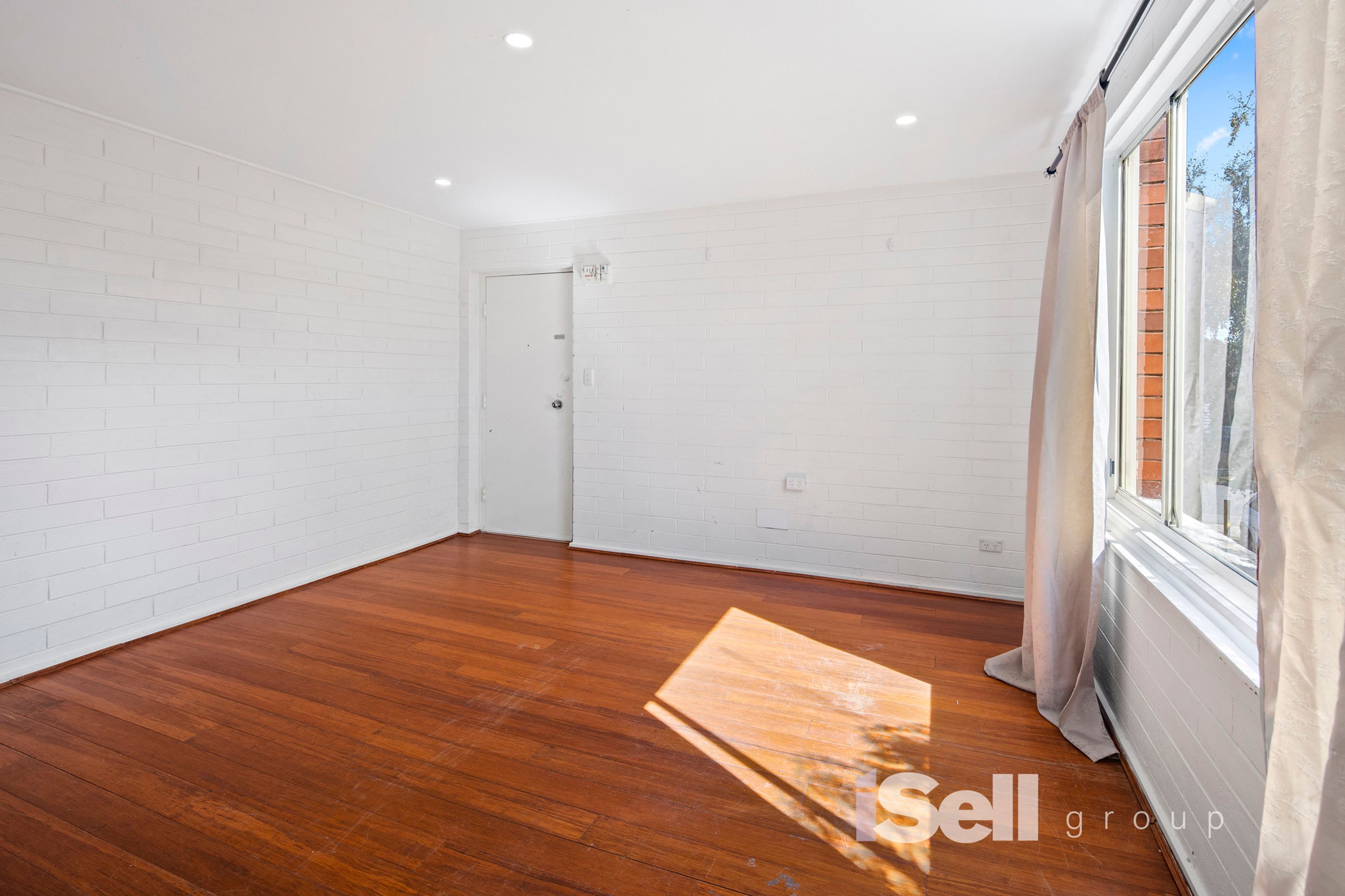8/3 Somers Street, Noble Park - Thumbnail 2