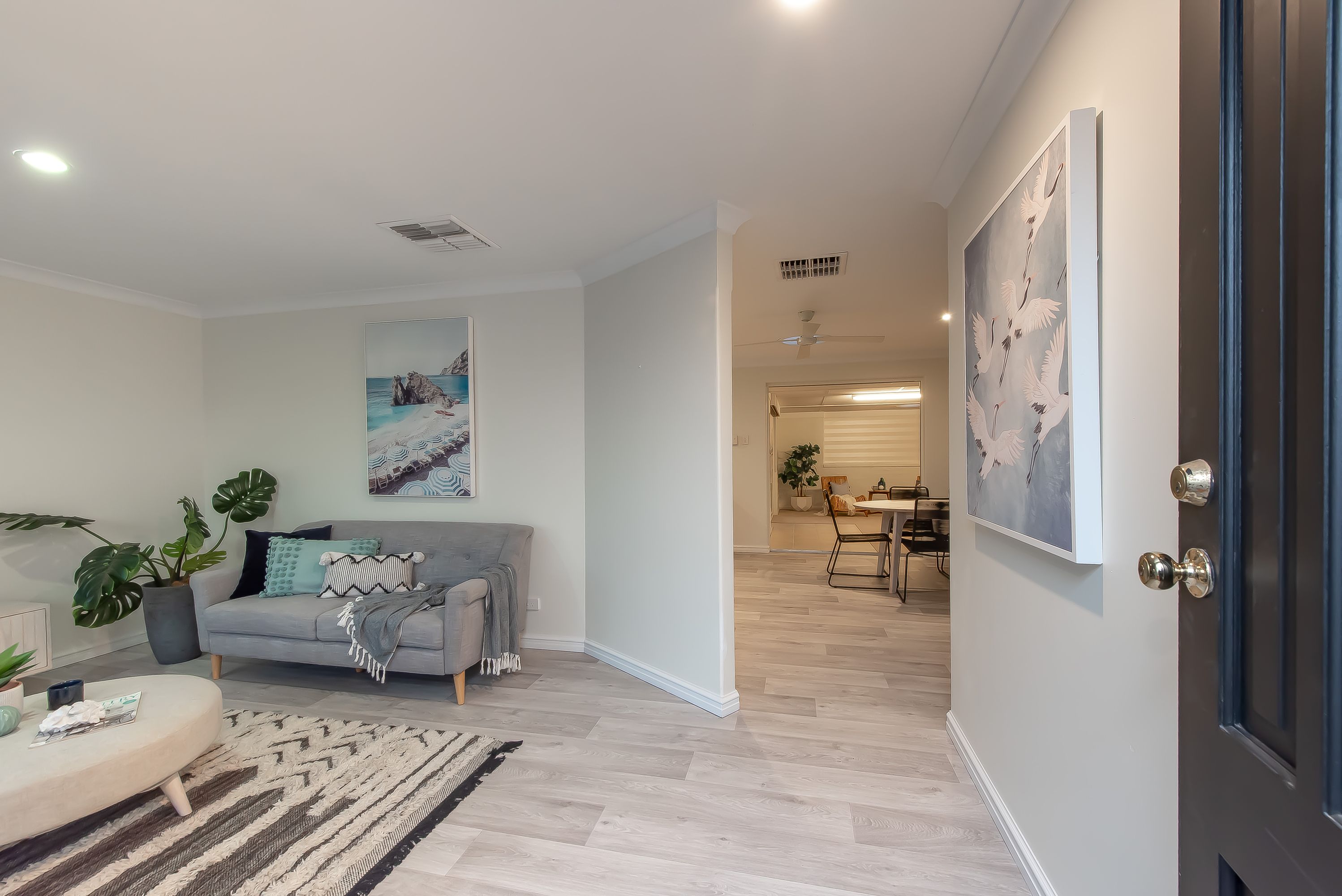 11 Lockeville Close, Beldon - Thumbnail 4