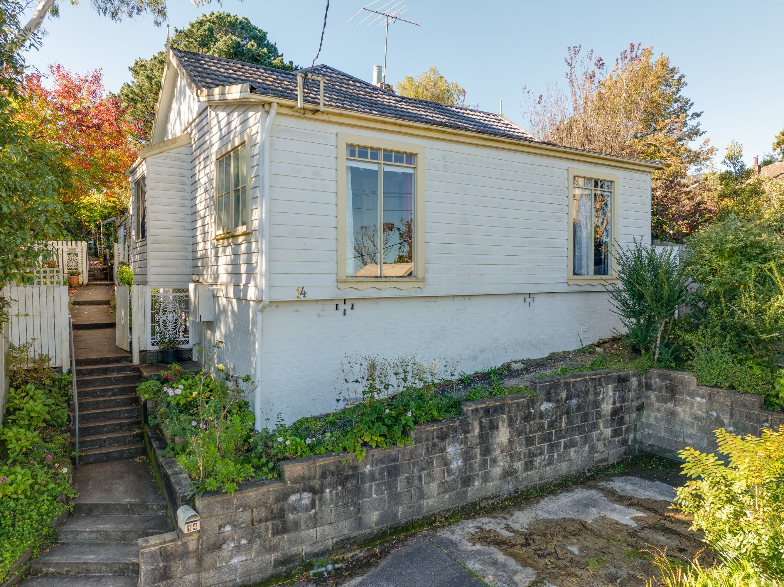 14 Lett Street, Katoomba - Thumbnail 2