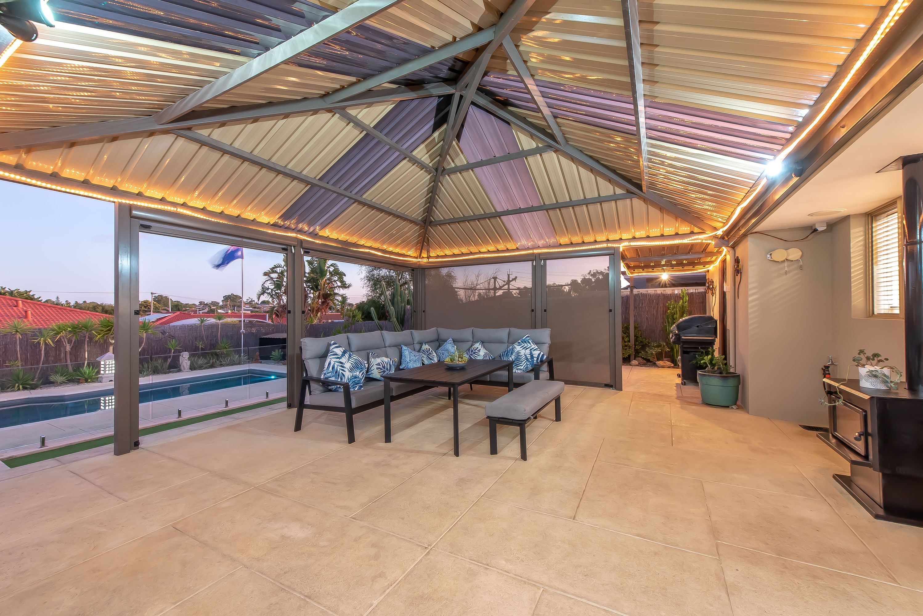 14 Dawson Street, Beldon - Thumbnail 2