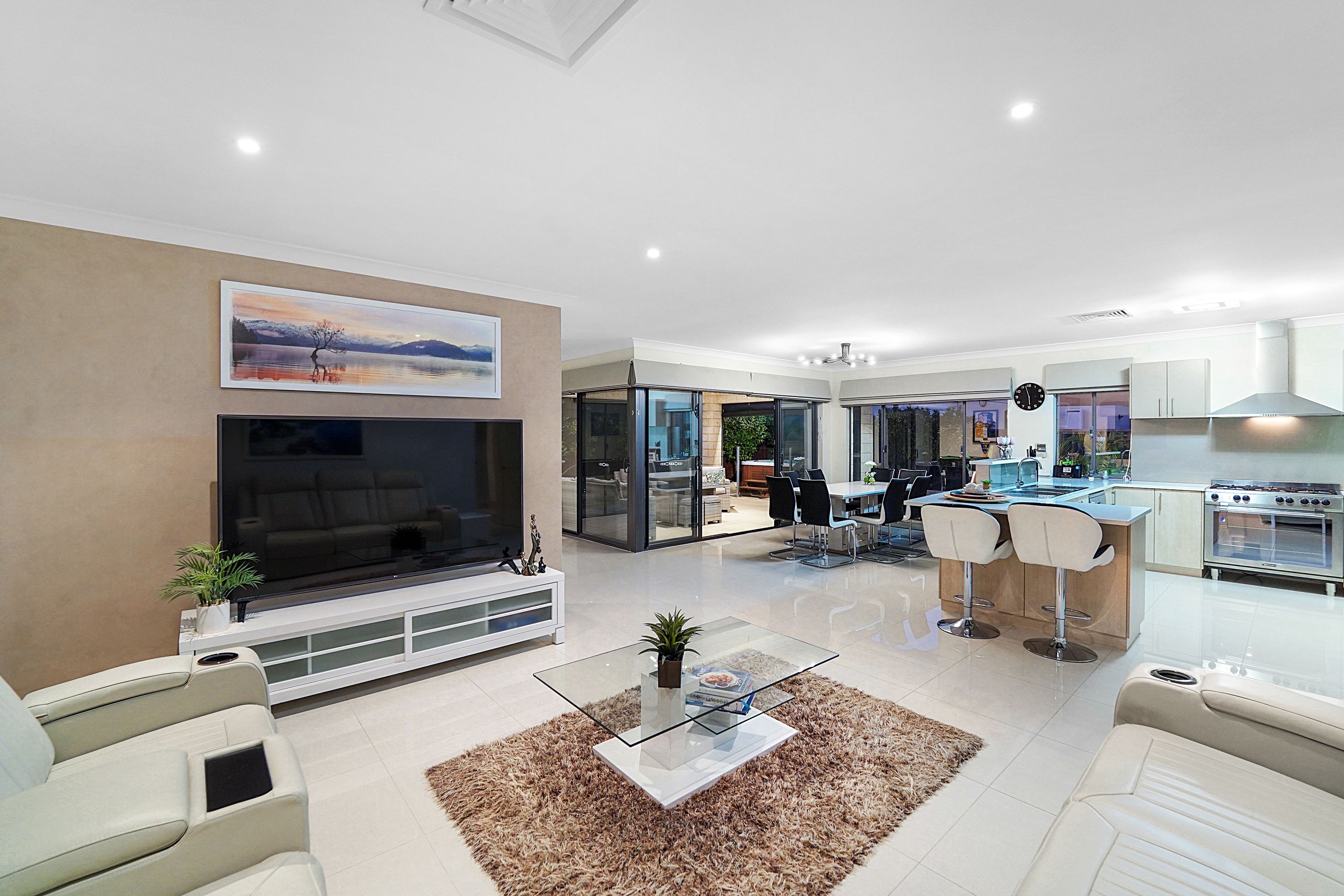 7 Orixa Crescent, Stirling - Thumbnail 8
