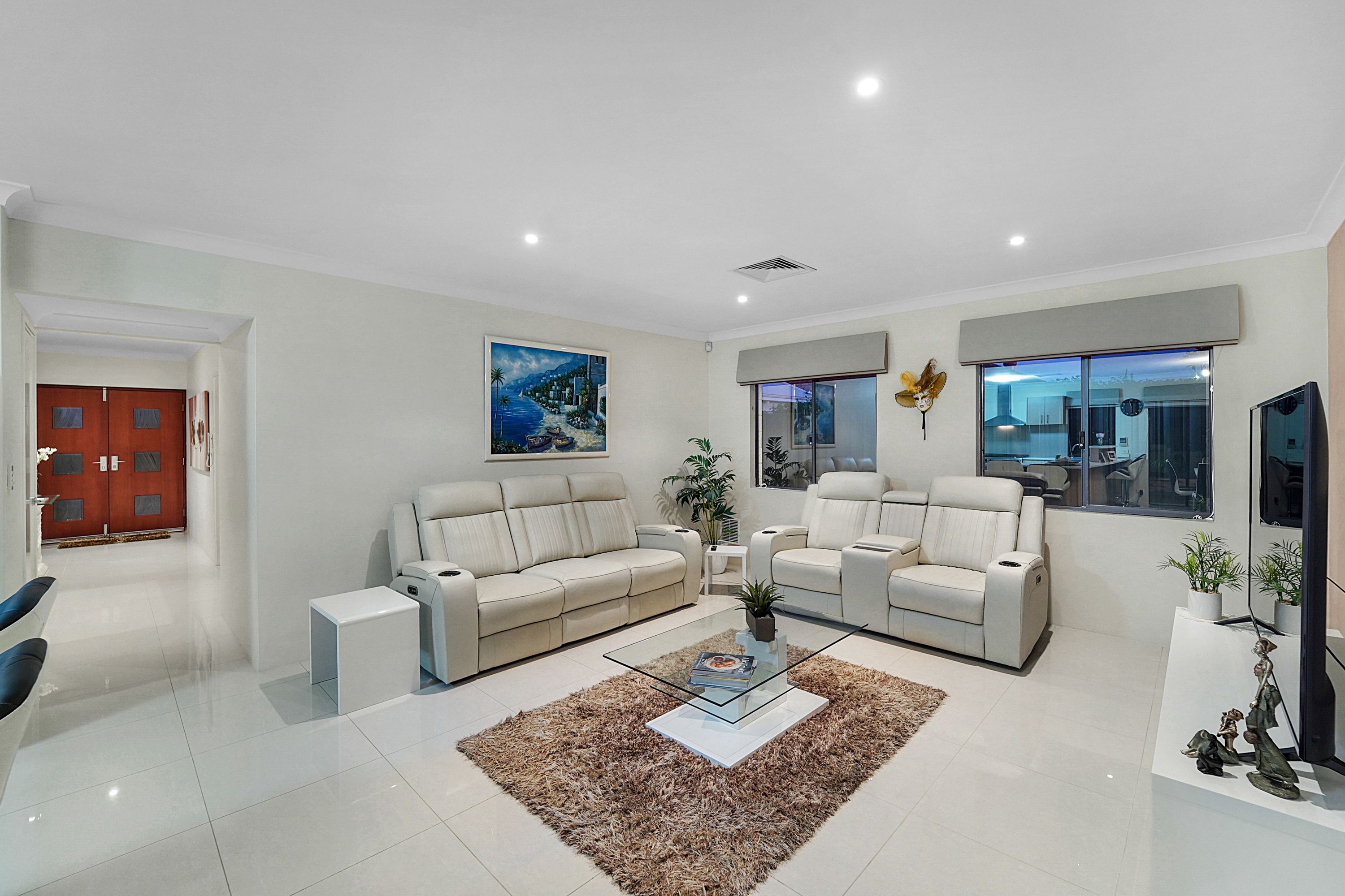 7 Orixa Crescent, Stirling - Thumbnail 6
