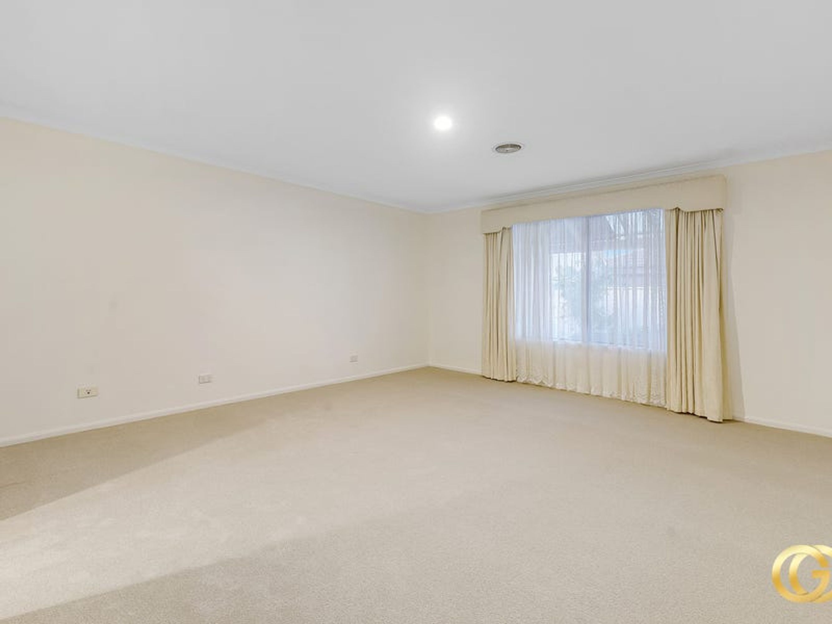 4 Fetlock Lane, Cranbourne East - Thumbnail 3