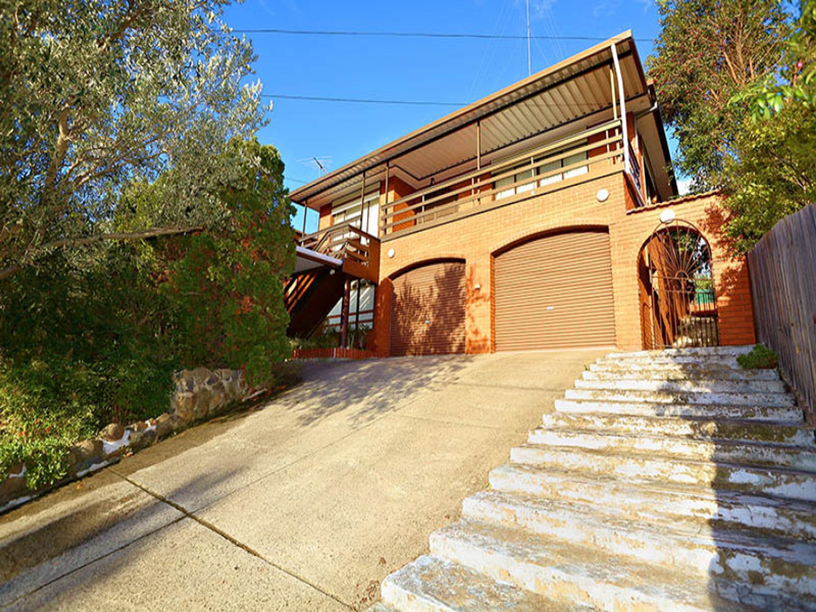 58 Valley Crescent, Glenroy - Thumbnail 2