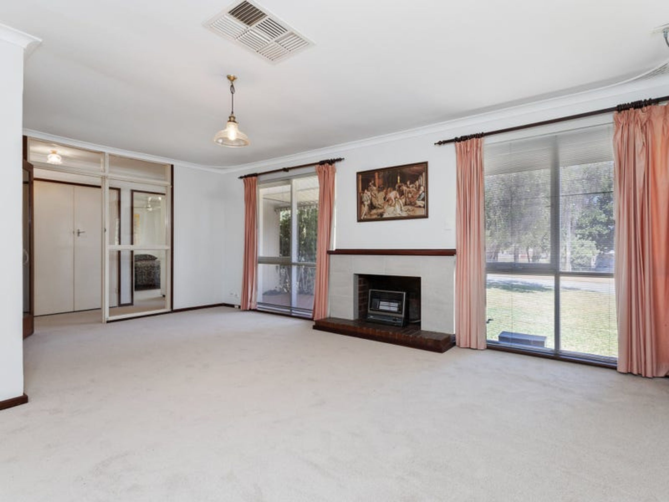 14 Ospringe Street, Gosnells - Thumbnail 2