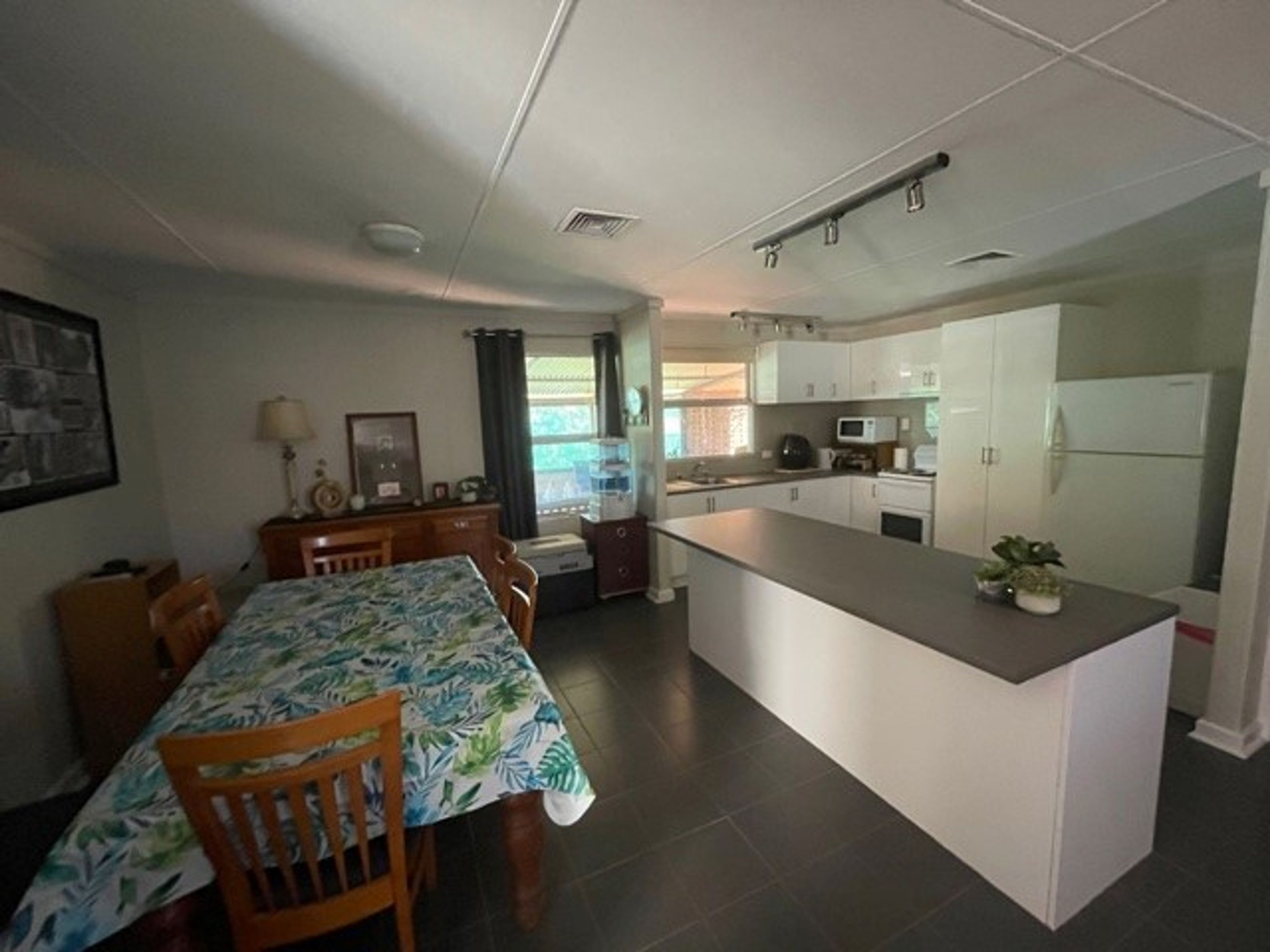 18 Gregory Avenue, Newman, Newman - Thumbnail 4