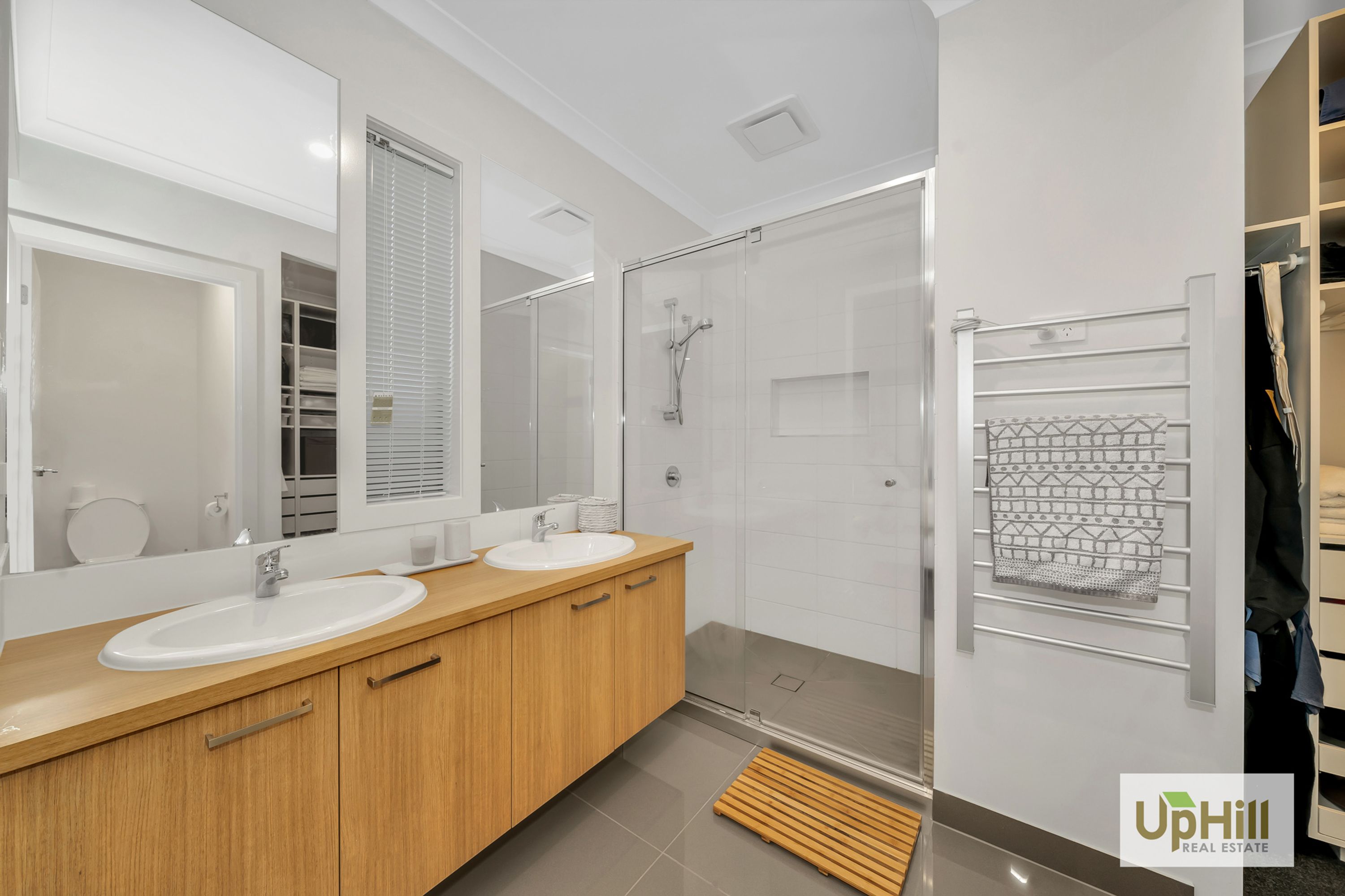 5 MEDITERRANEAN AVENUE, Clyde - Thumbnail 4