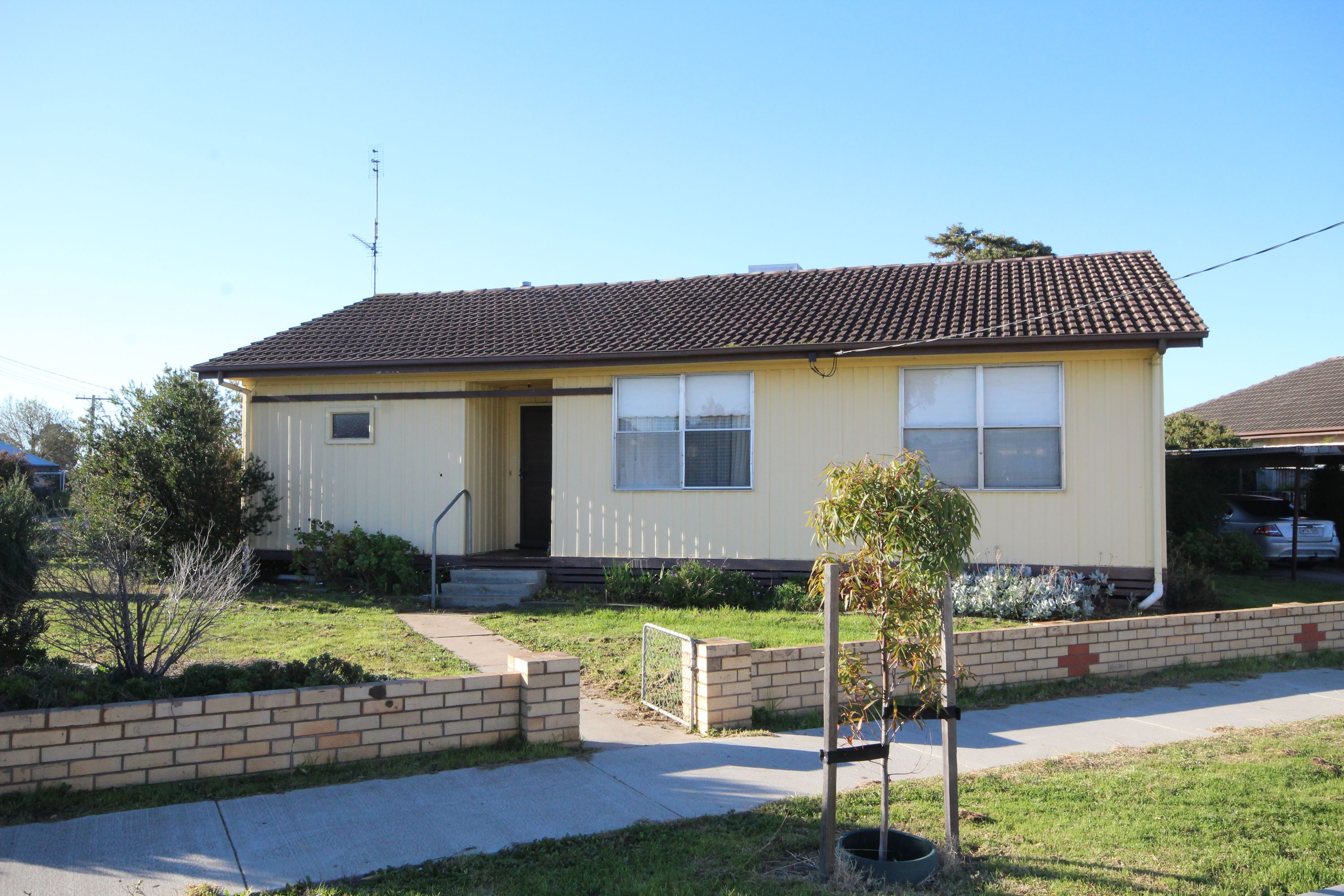 6 Bleakley Street, Horsham VIC 3400