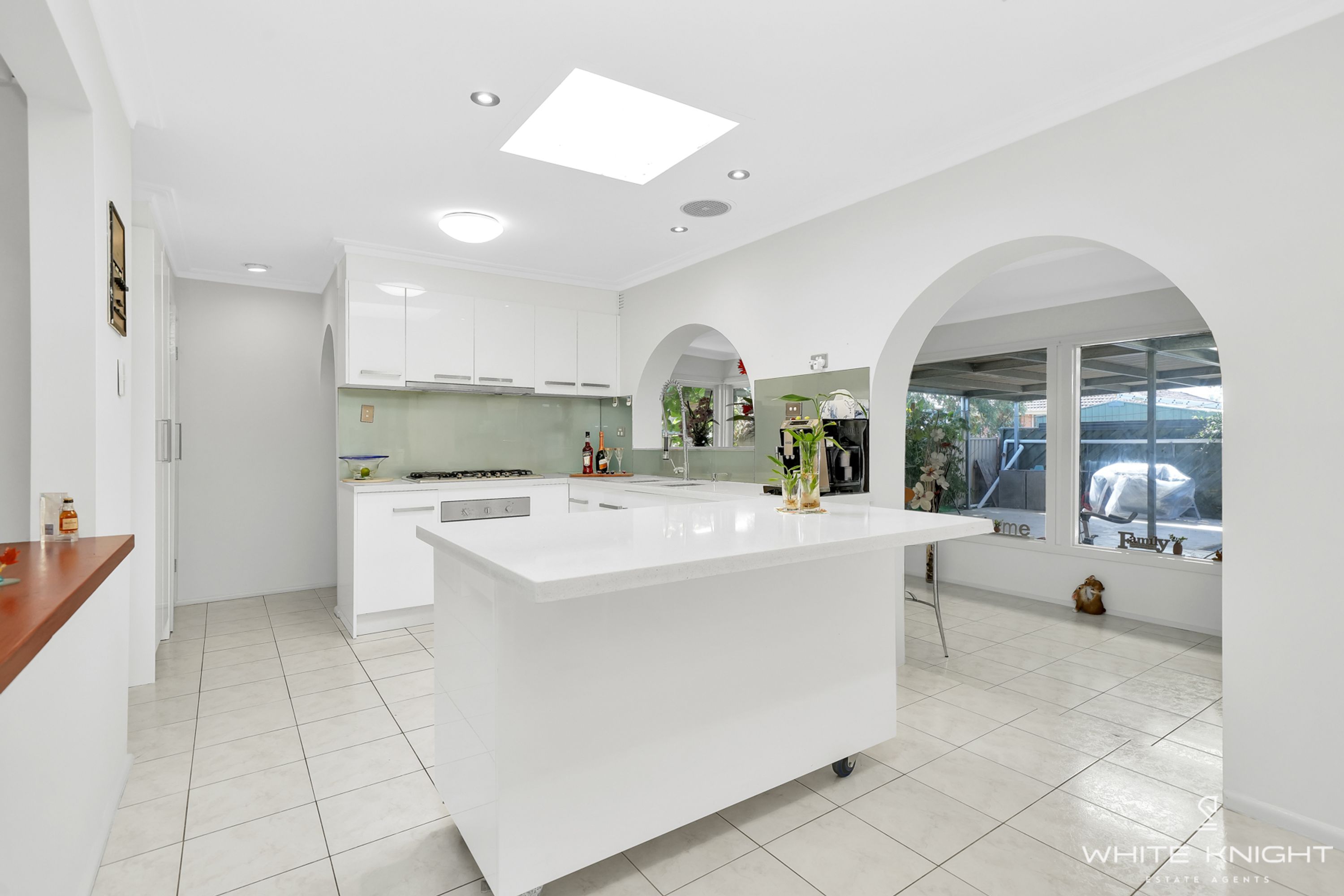 16 Chelmsford Crescent, St Albans VIC 3021, St Albans - Thumbnail 7