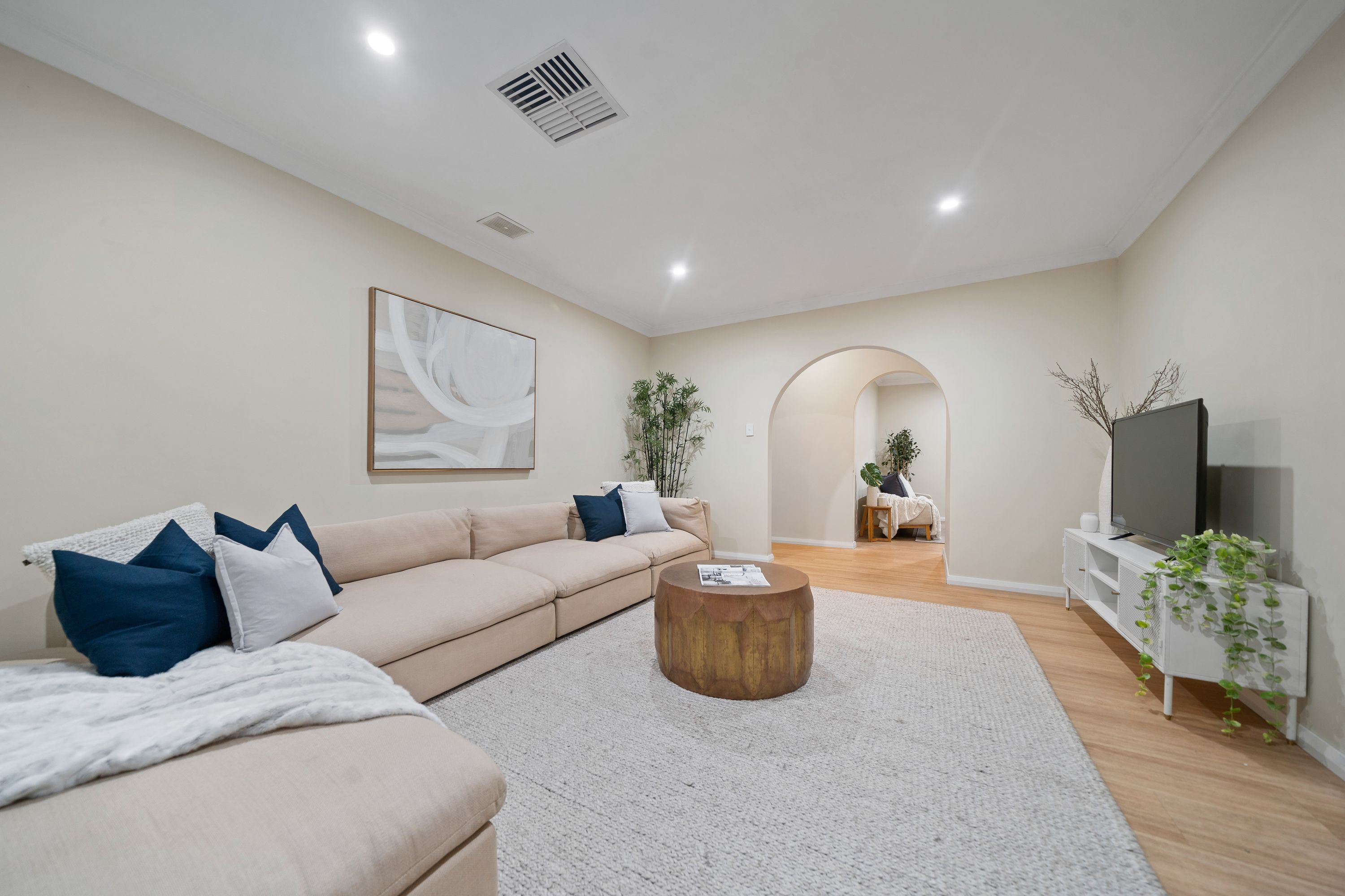 13 Coatelan Drive, Stirling - Thumbnail 5