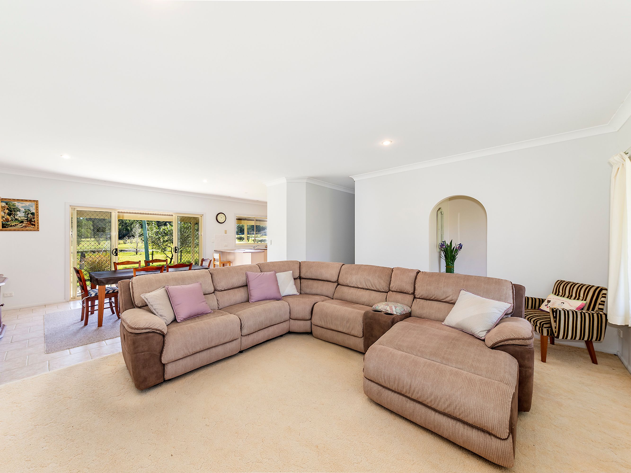 10 Harrisons Lane, Lawrence - Thumbnail 4