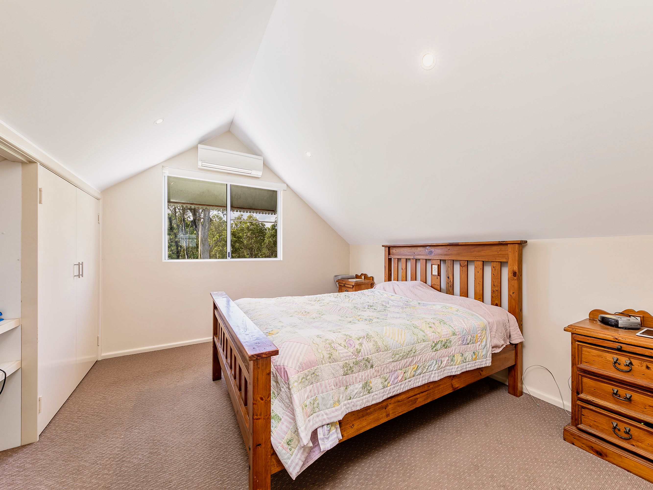 32 Reeves Lane, Lawrence - Thumbnail 8