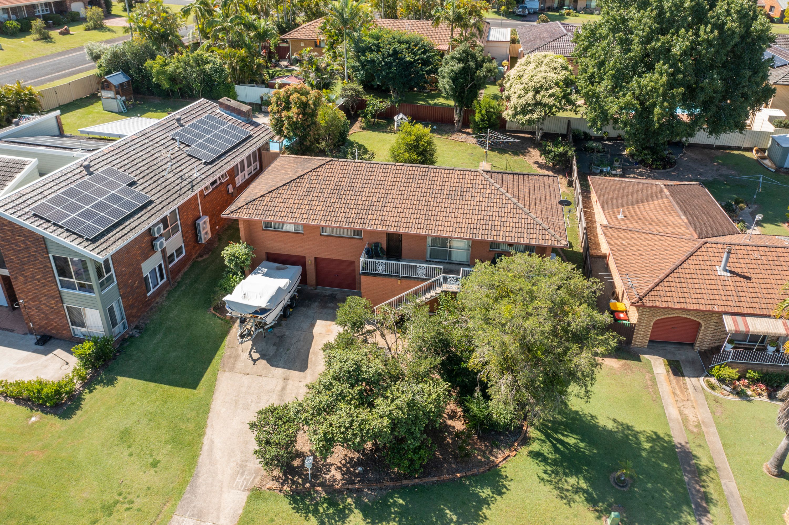 13 Aquarius Drive