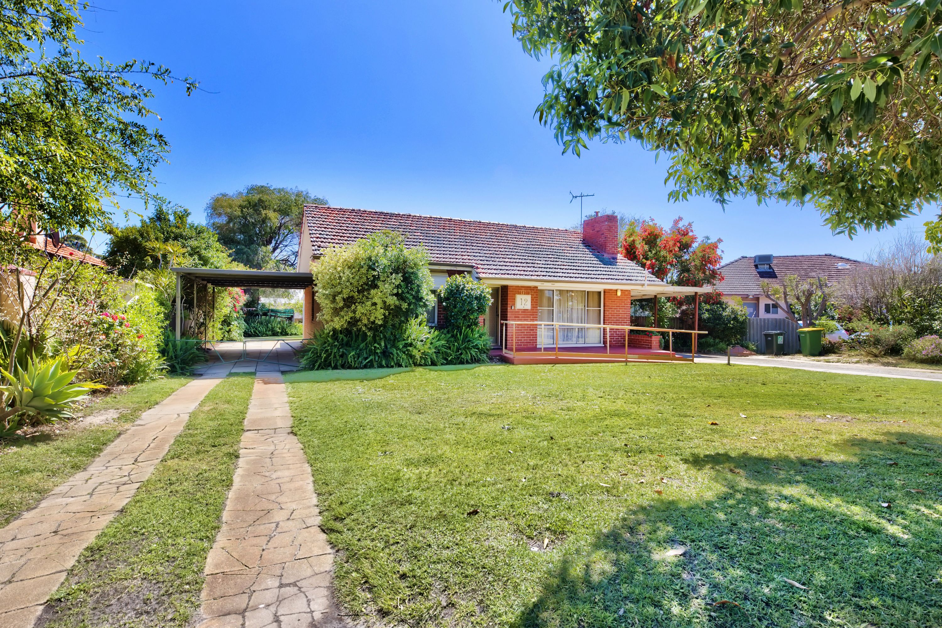 12 Bradshaw Crescent, Manning - Thumbnail 5