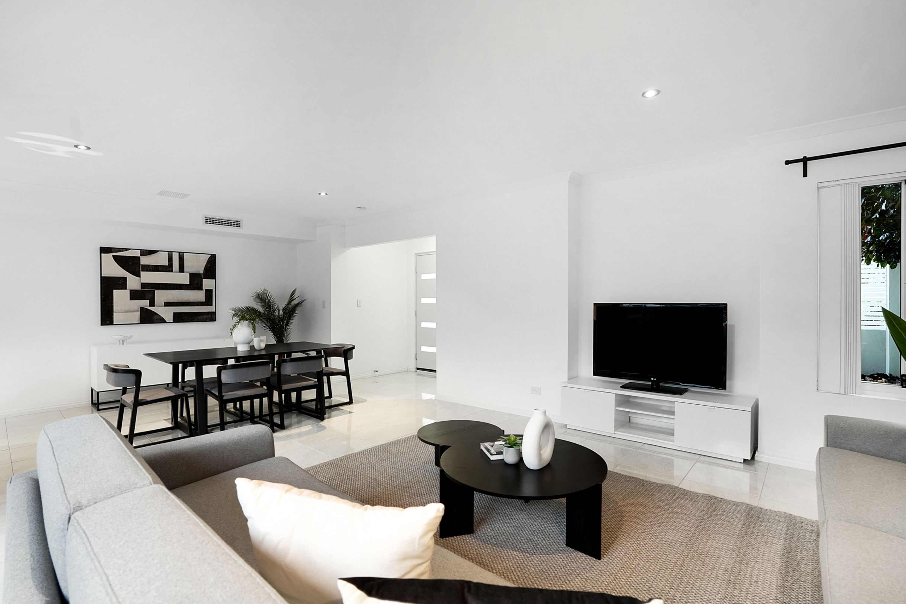 160 Sackville Terrace, Doubleview - Thumbnail 4