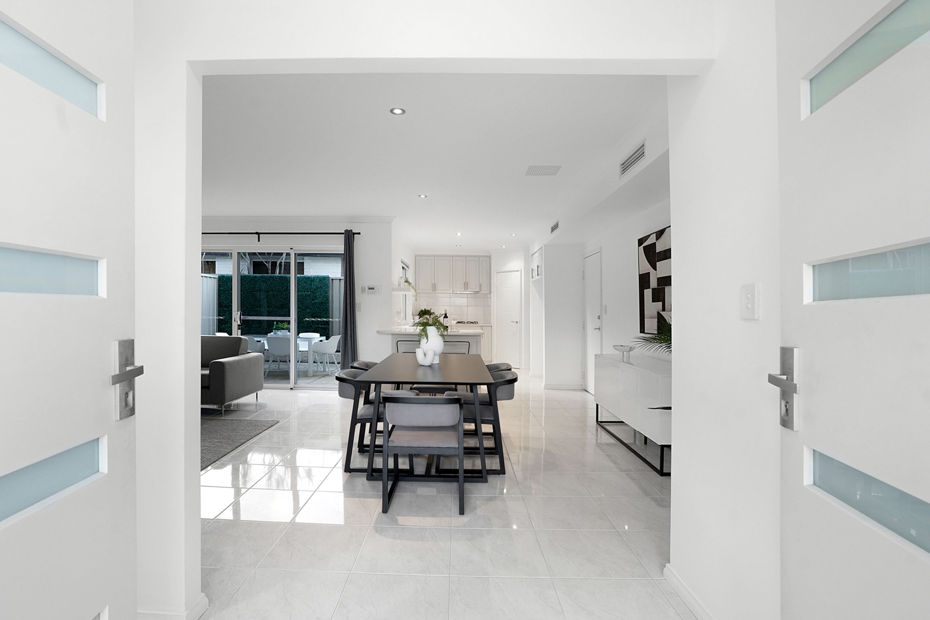 160 Sackville Terrace, Doubleview - Thumbnail 2