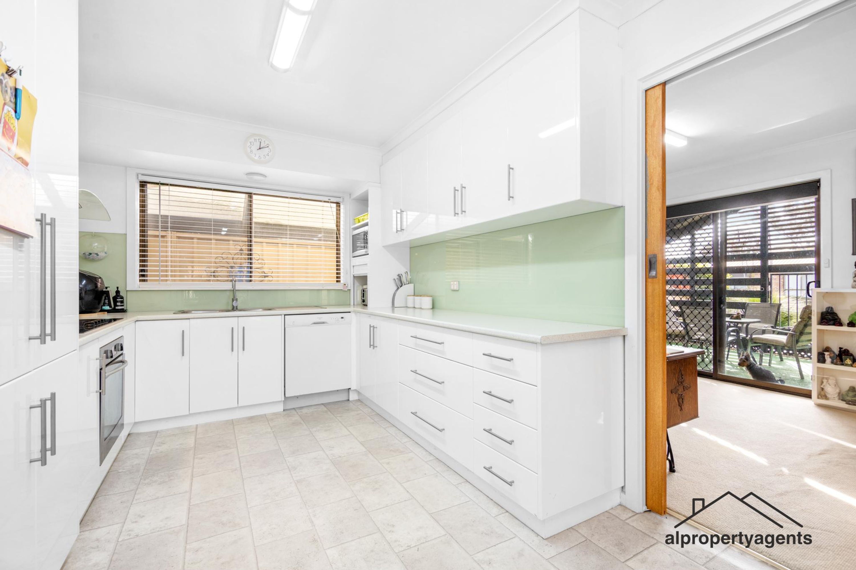 11 Wotonga Drive, Horsham VIC 3400, Horsham - Thumbnail 3