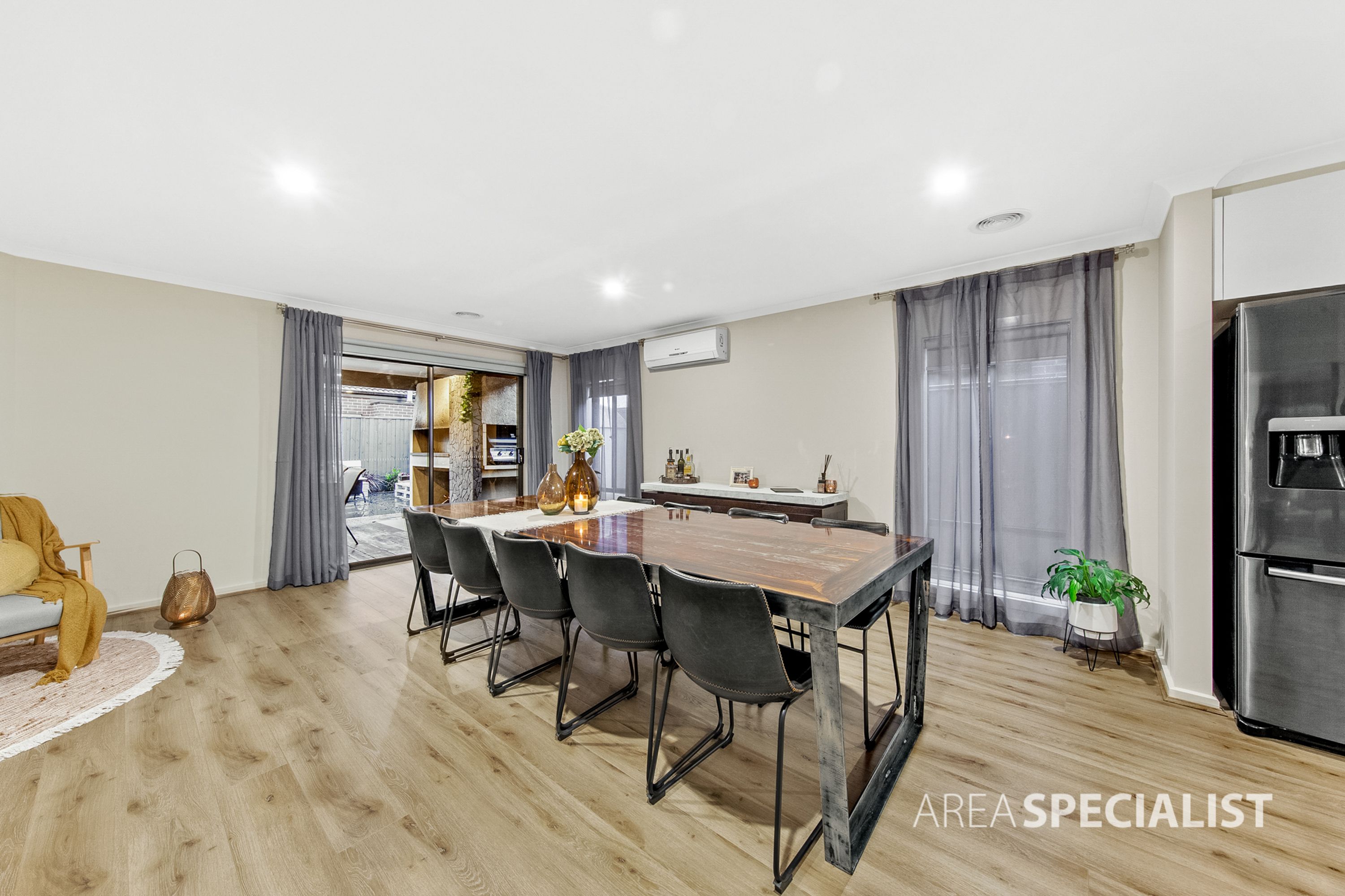 82 Hawking Crescent, Fraser Rise VIC 3336, Fraser Rise - Thumbnail 8