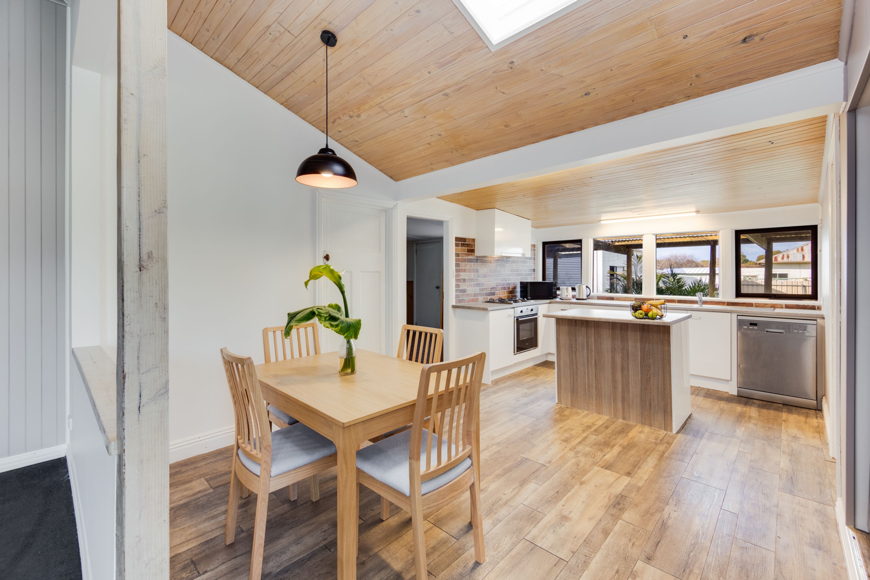 12 Valentine Avenue, Horsham VIC 3400, Horsham - Thumbnail 4