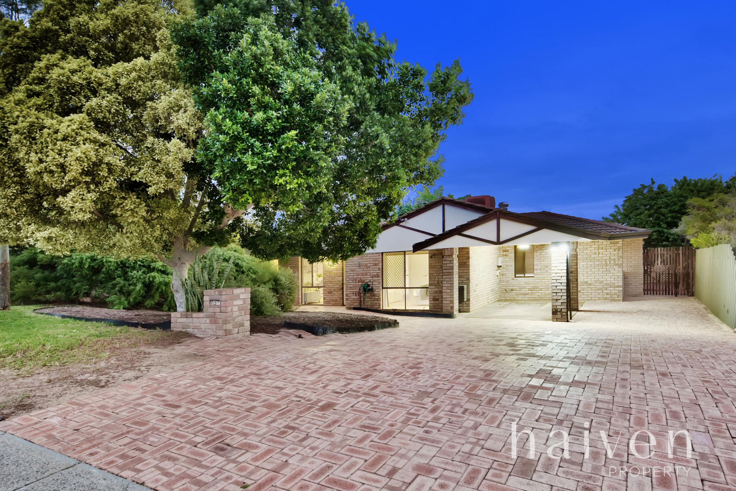 15 LYSANDER DRIVE
