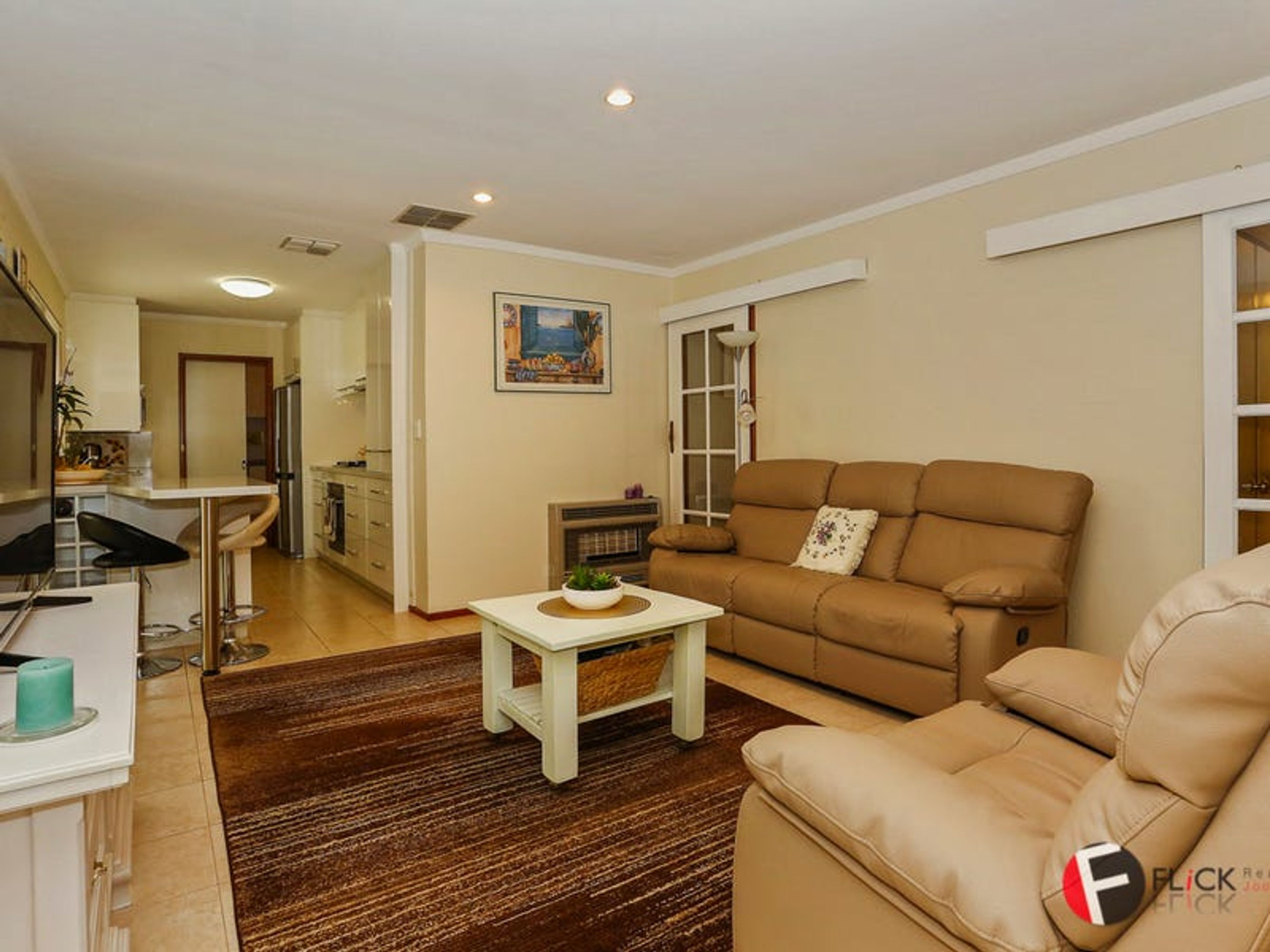 38 Glengarry Dr, Duncraig, Duncraig - Thumbnail 3