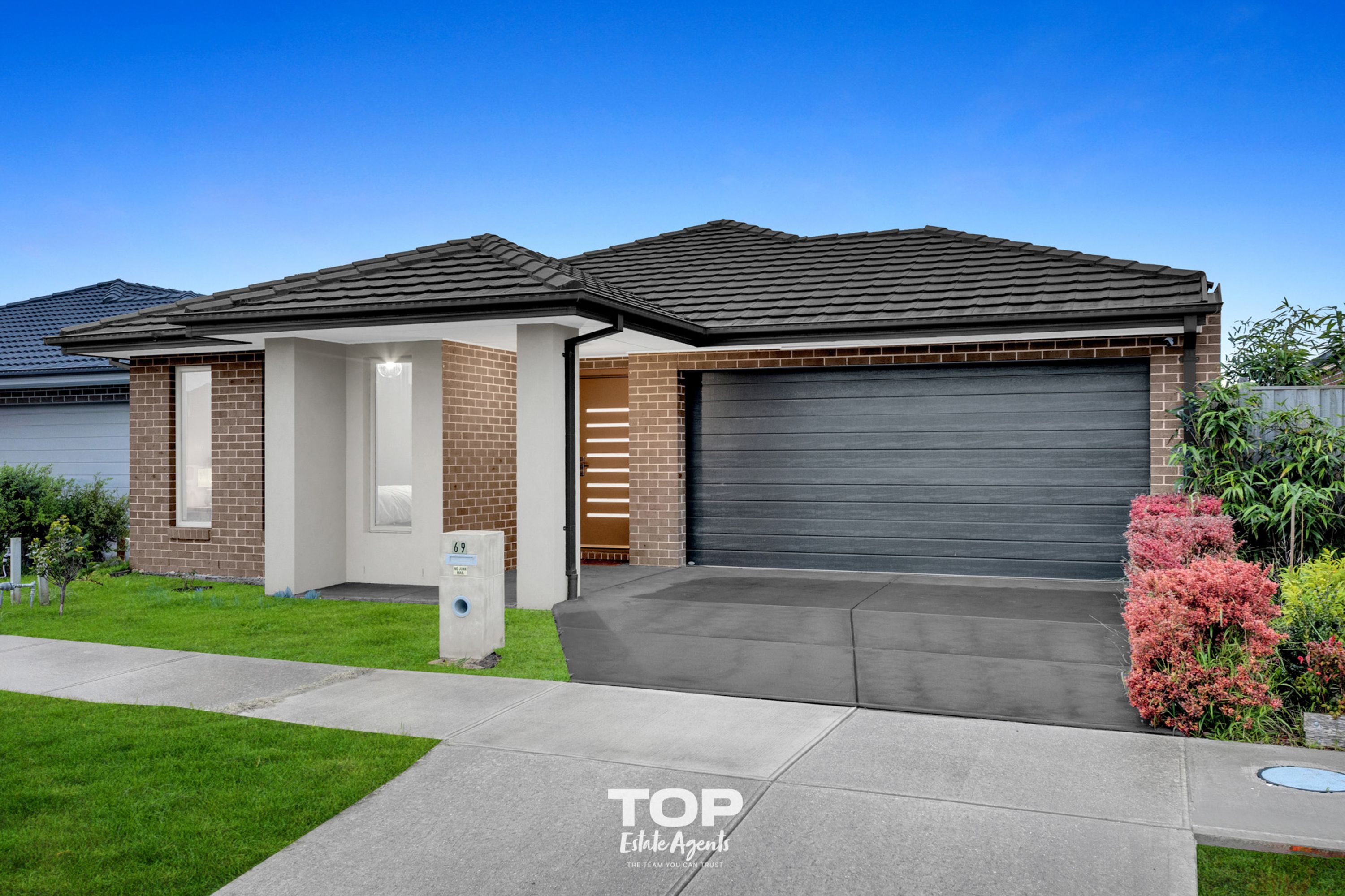 69 Clydevale Avenue, Clyde North - Thumbnail 3