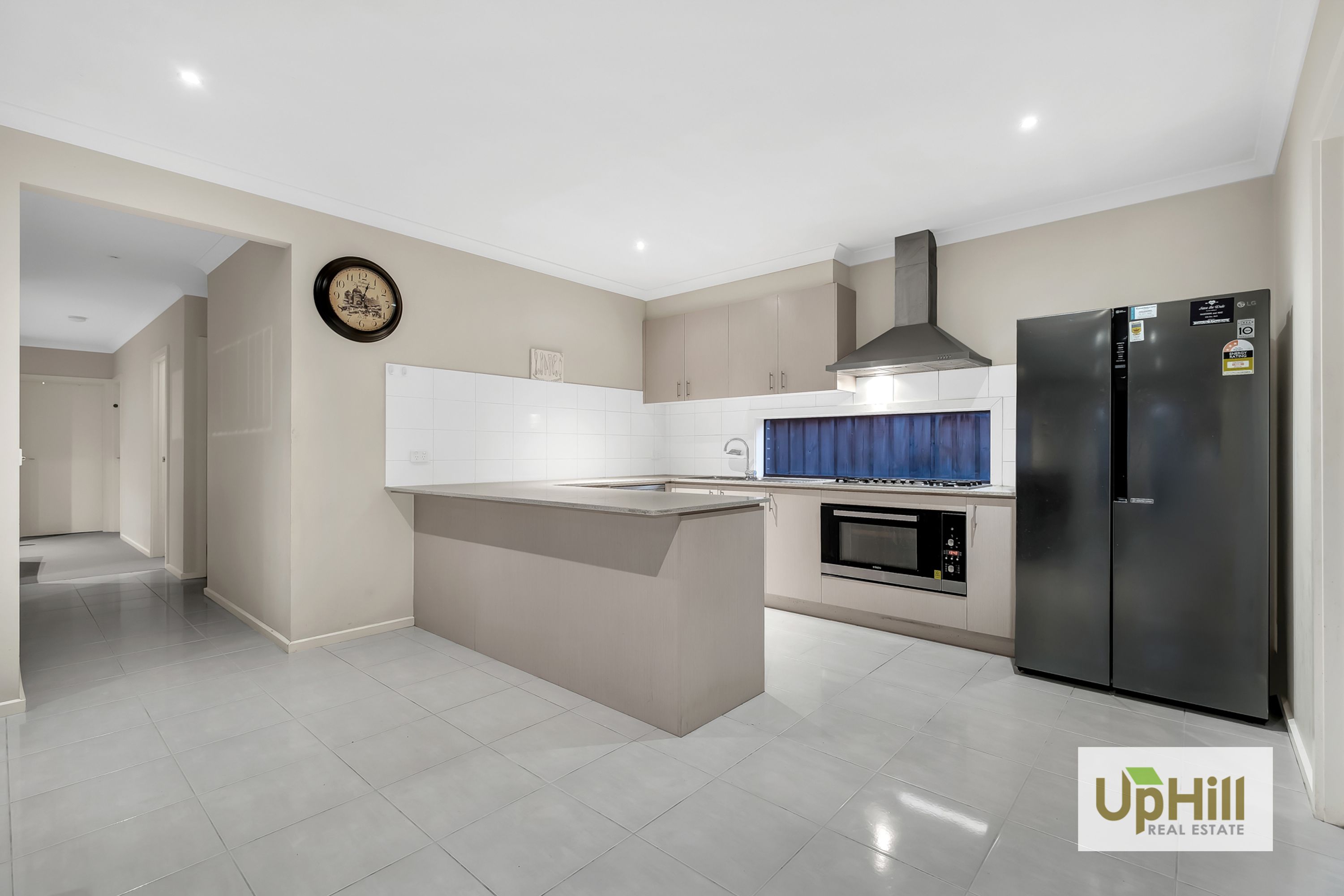 24 Naas Road, Clyde North - Thumbnail 8