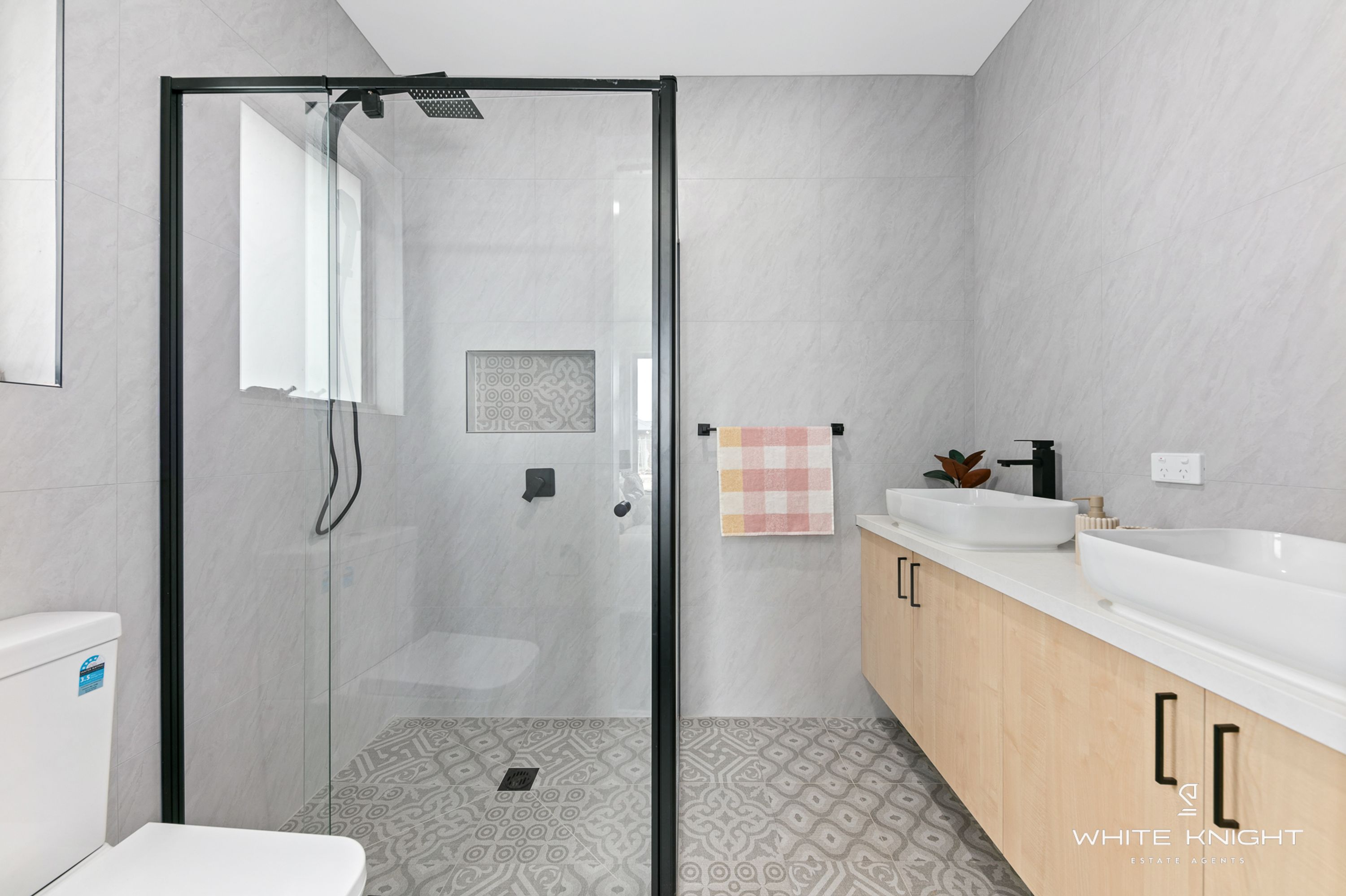 7 Kyah Street, Fraser Rise VIC 3336, Fraser Rise - Thumbnail 4