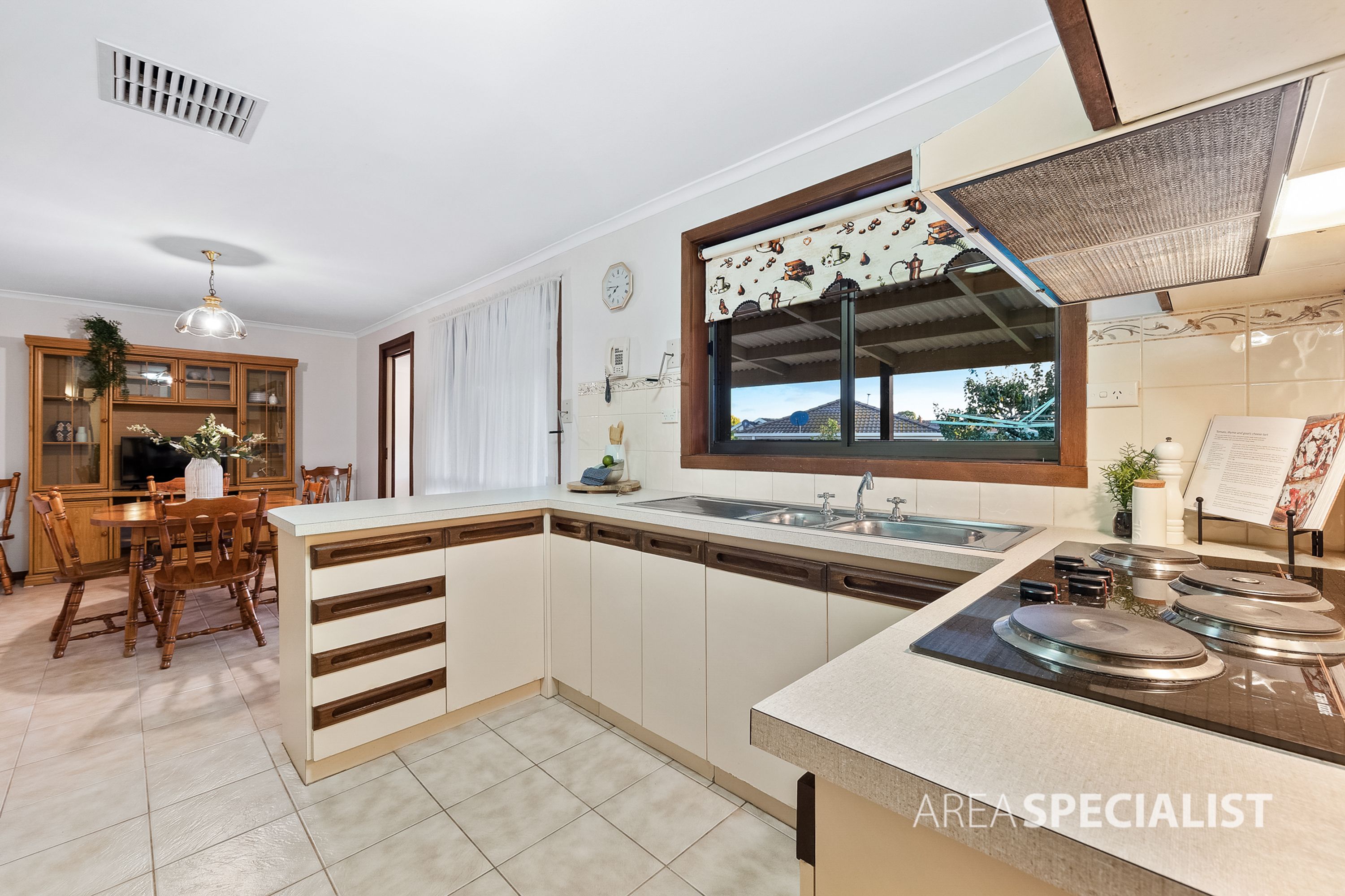 65 Copernicus Way, Keilor Downs VIC 3038, Keilor Downs - Thumbnail 2