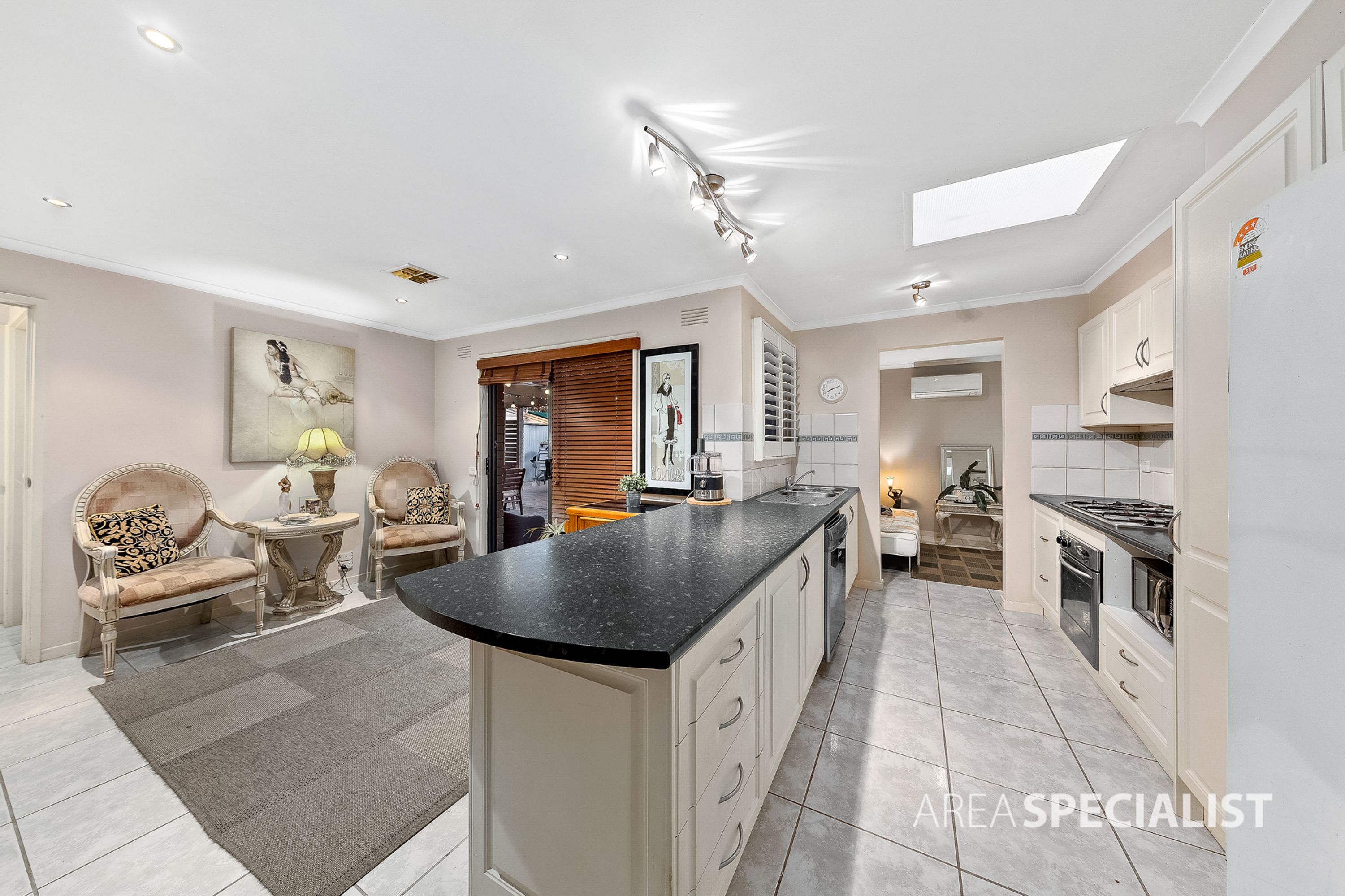 24 Boston Crescent, Keilor Downs VIC 3038, Keilor Downs - Thumbnail 4
