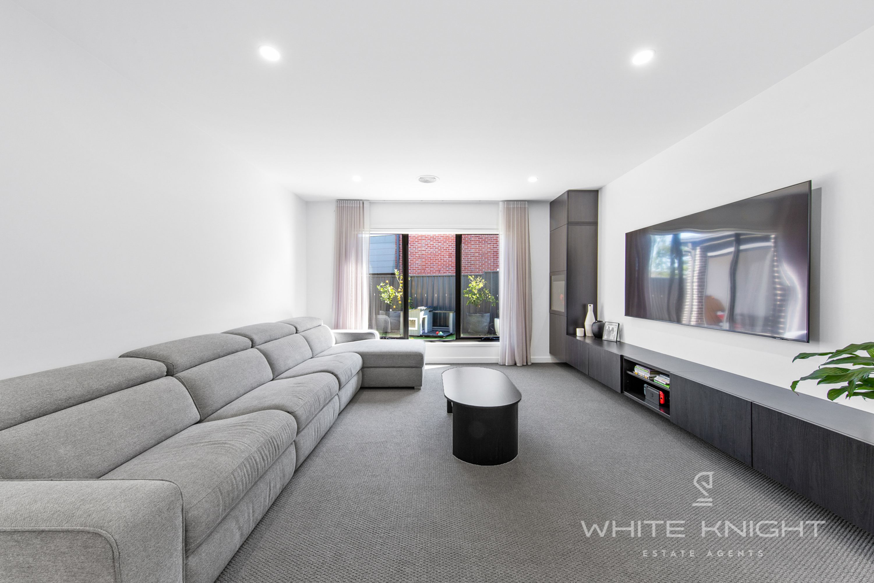 28 Eclipse Avenue, Fraser Rise VIC 3336, Fraser Rise - Thumbnail 3