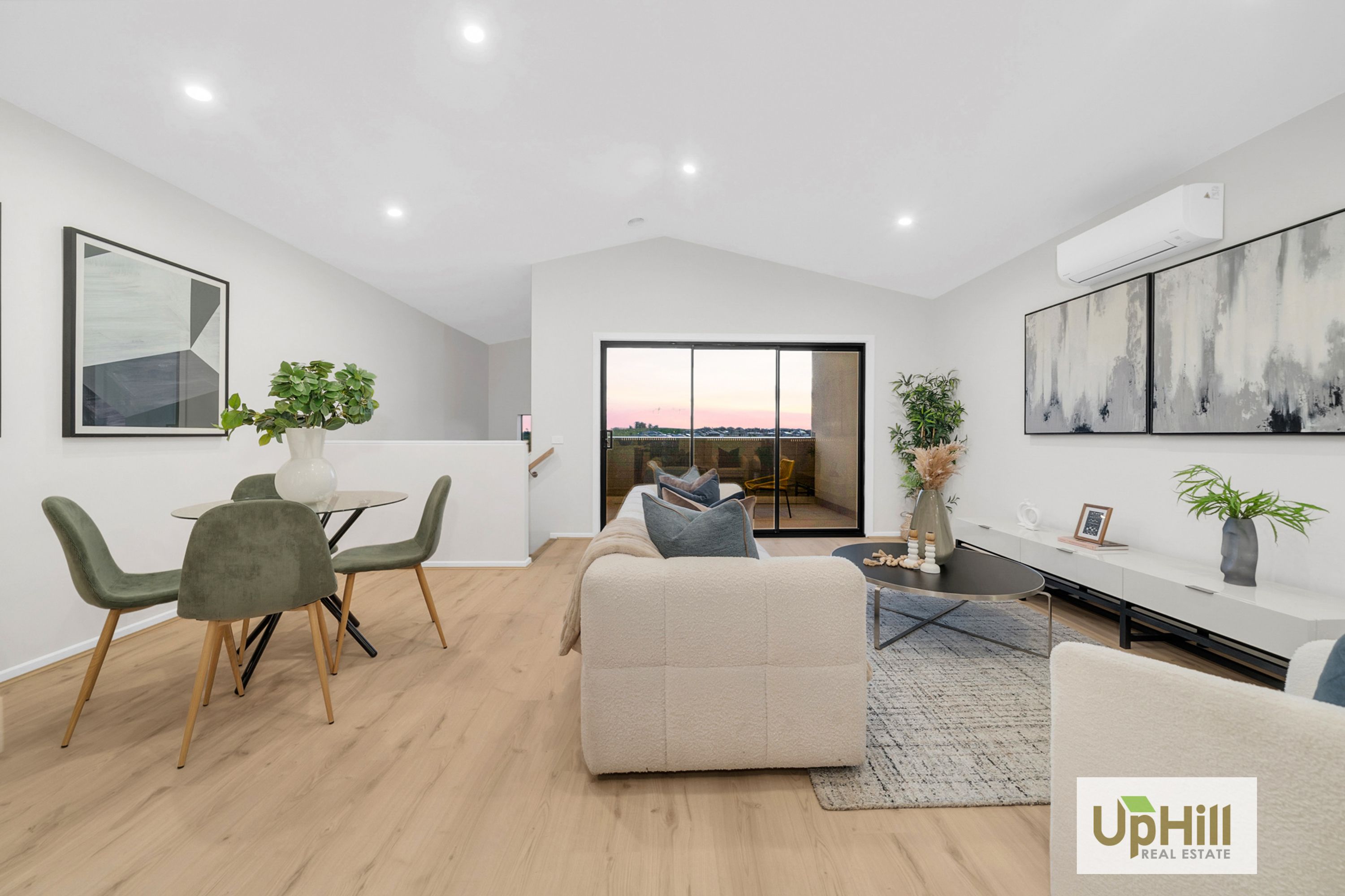 6 Locanda Walk, Clyde North - Thumbnail 8