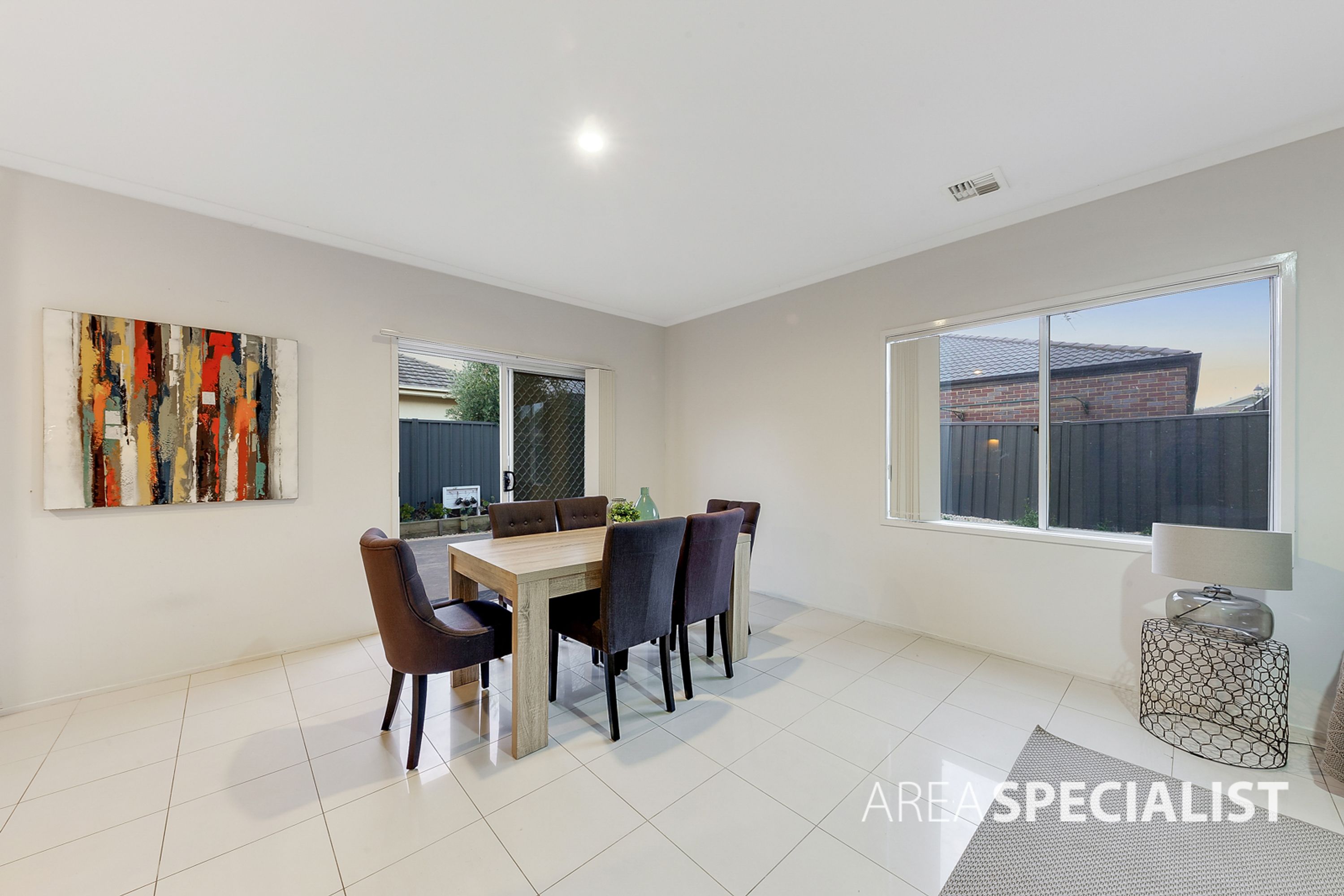 57 Dobell Crescent, Caroline Springs VIC 3023, Caroline Springs - Thumbnail 8