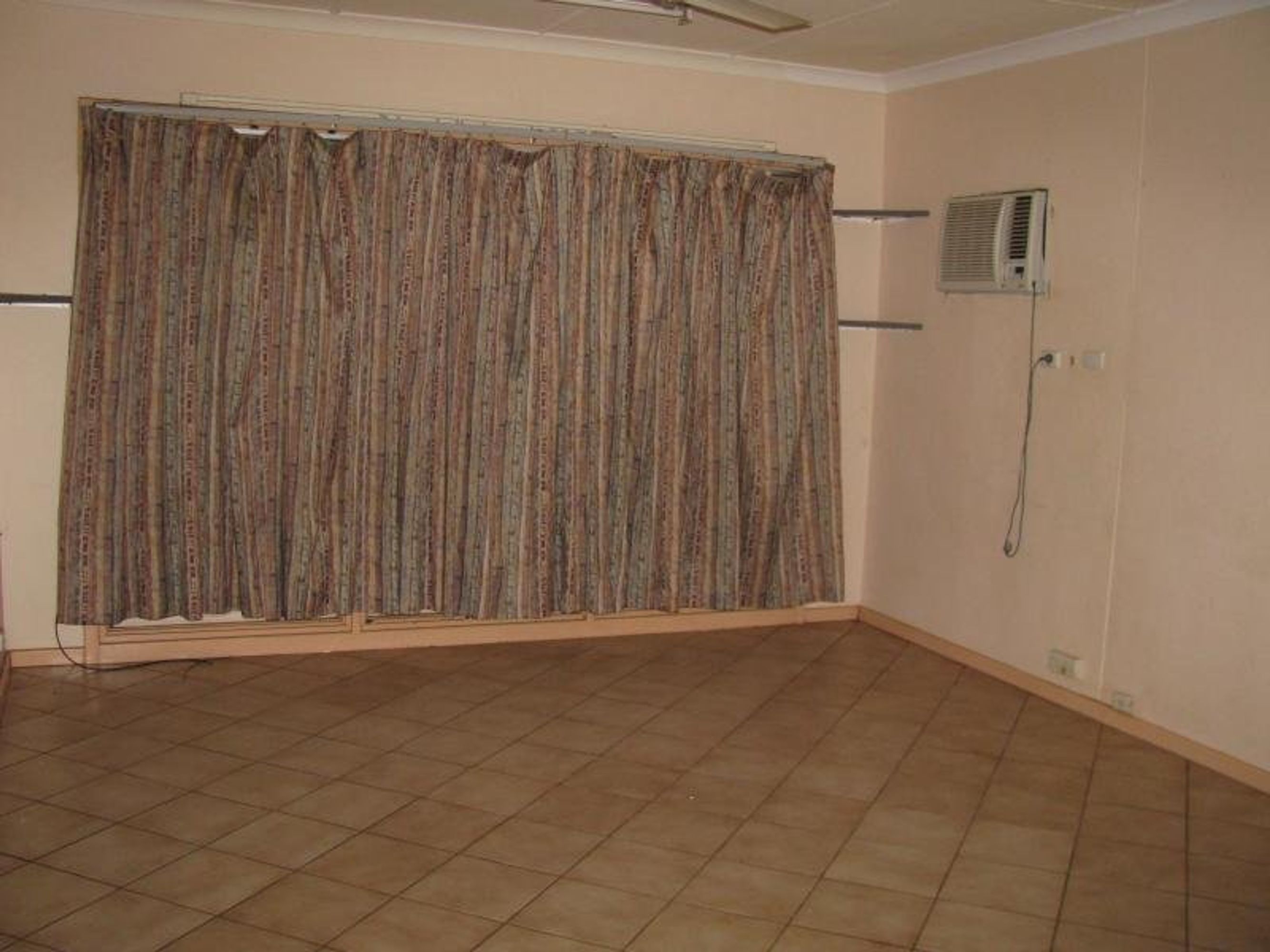 11 Draper Place, South Hedland, South Hedland - Thumbnail 6