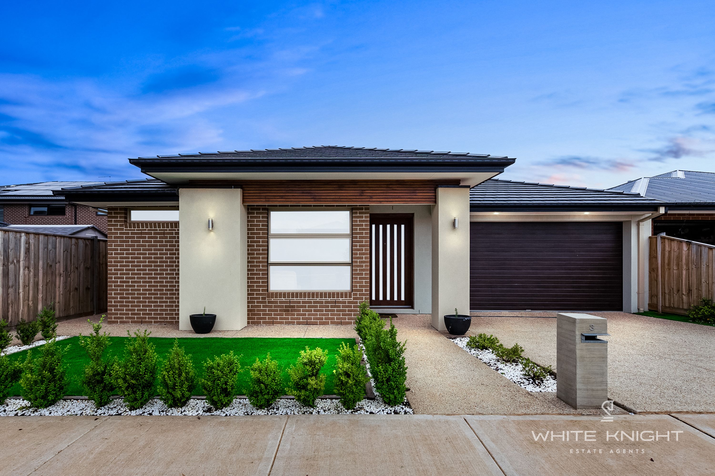 3 Webber Drive, Deanside VIC 3336, Deanside - Thumbnail 2