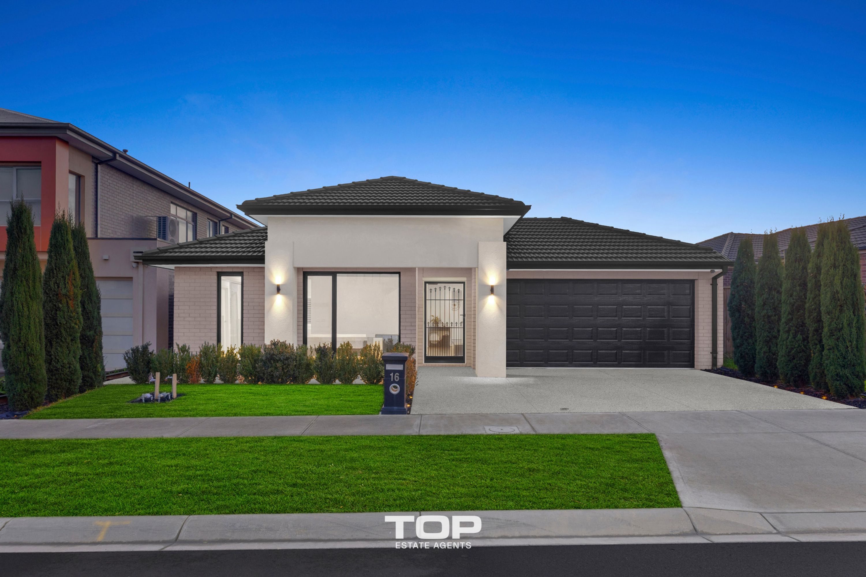 16 Dolomite Boulevard, Clyde North - Image 1