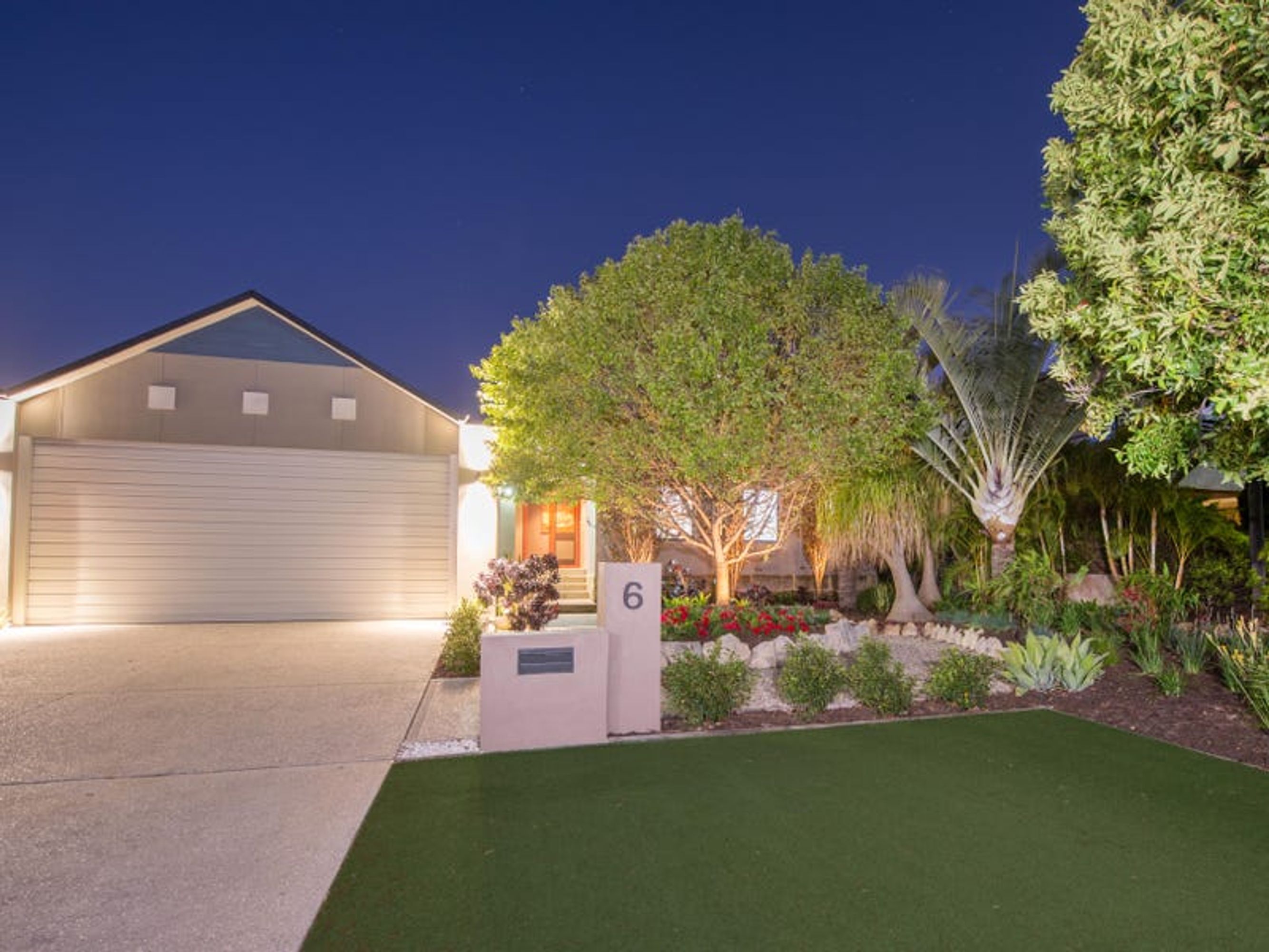 6 Wareana Street, Menora - Thumbnail 2