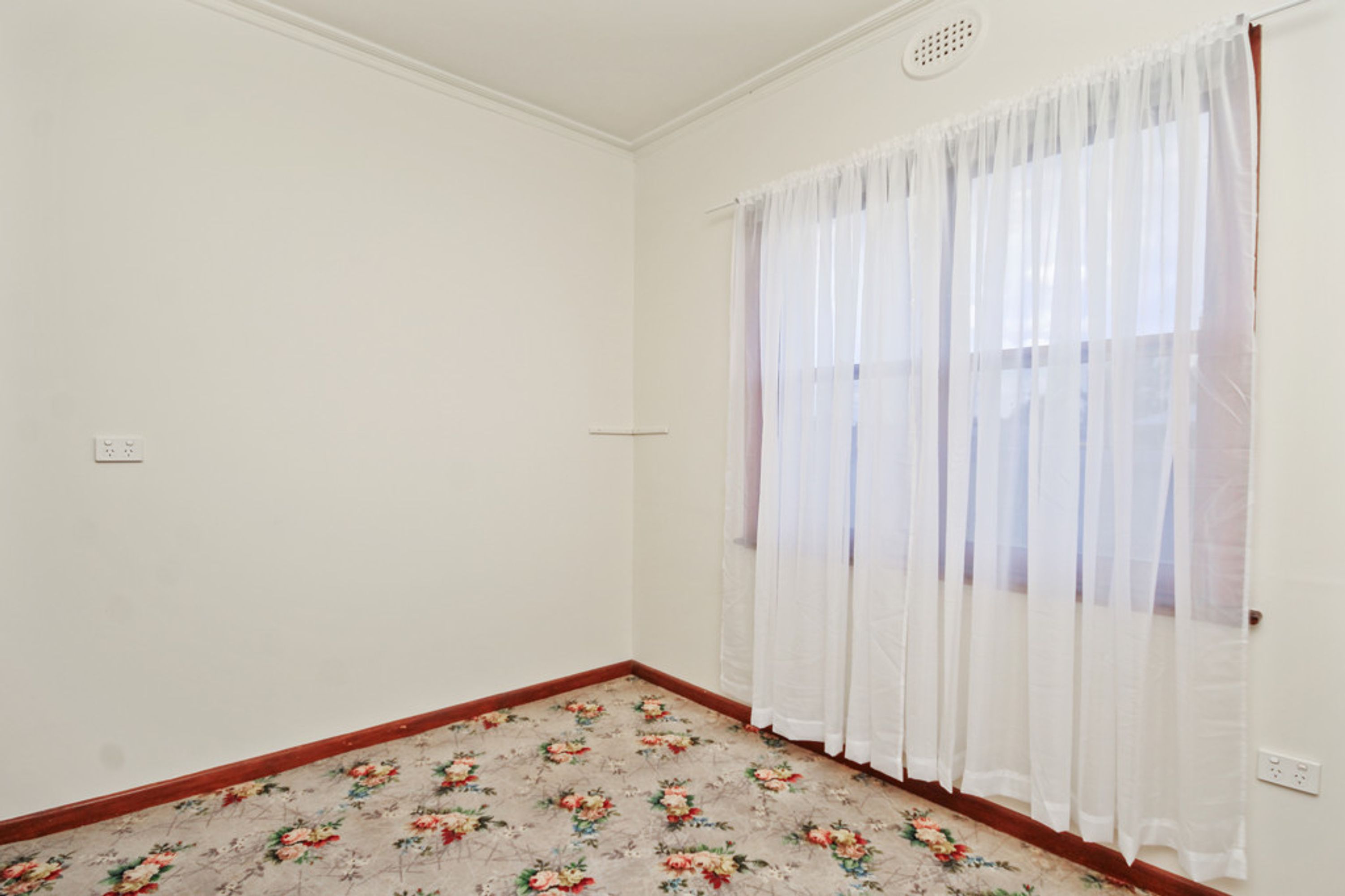 20 Valentine Avenue, Horsham VIC 3400, Horsham - Thumbnail 8