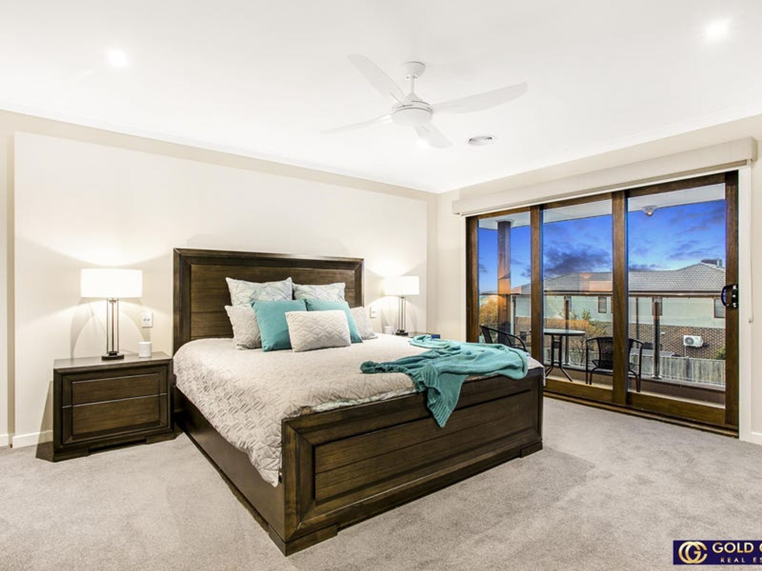 30 Manoora Avenue, Clyde North - Thumbnail 8