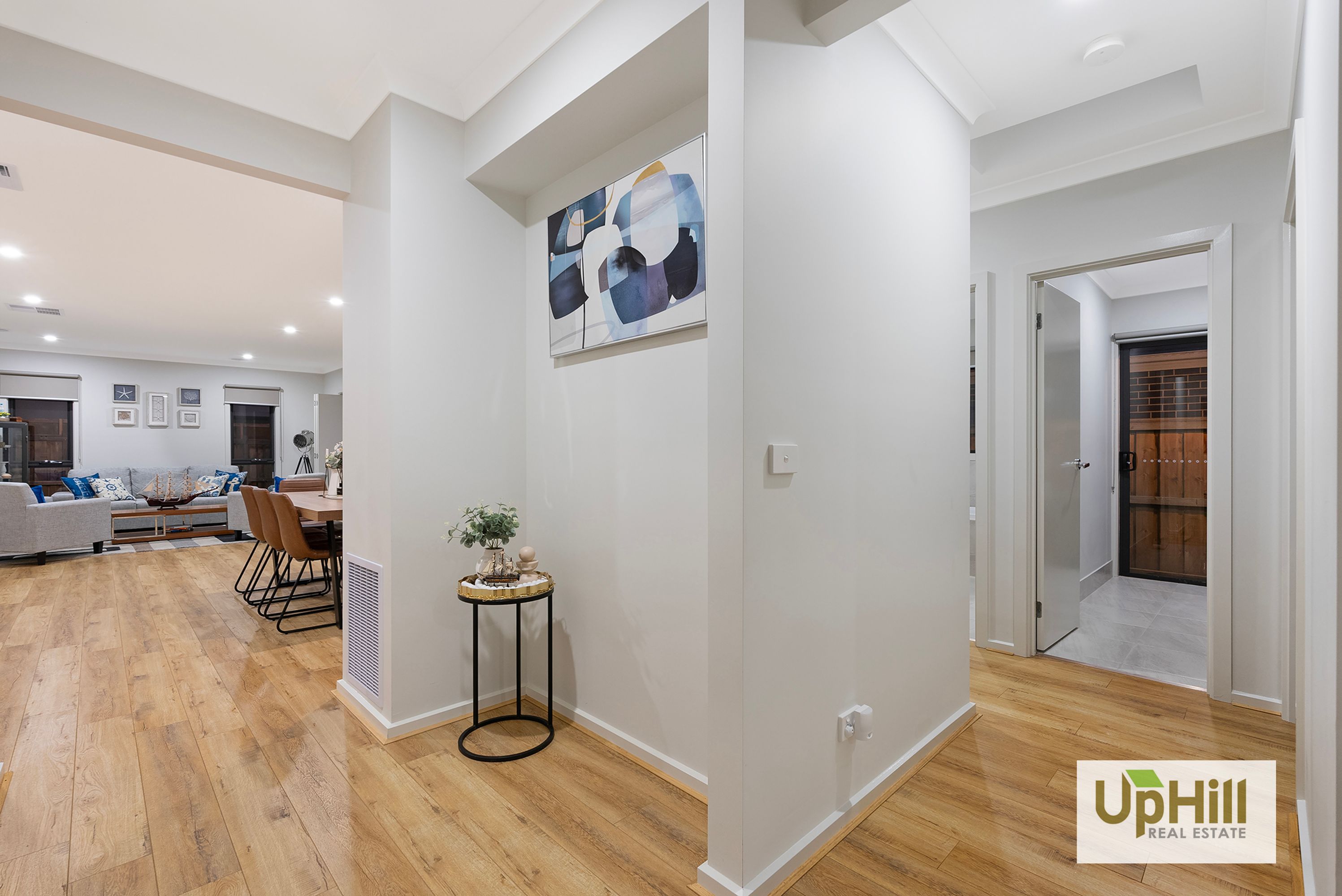 18 Eiger Street, Clyde North - Thumbnail 5